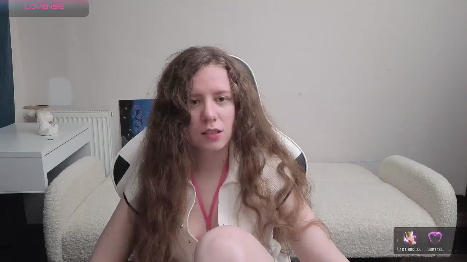 Gallery image thumbnail from BlueFlowerr's myfreecams stream on, 04/21/2026, 20:42 image 19 of 20