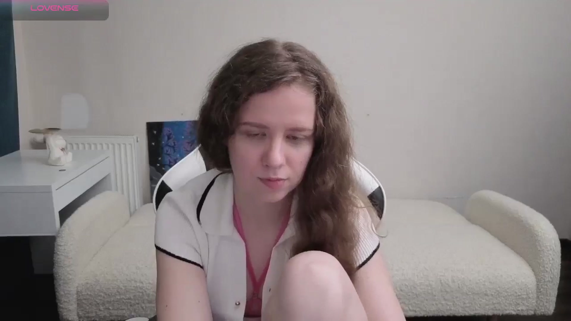 Gallery image thumbnail from BlueFlowerr's myfreecams stream on, 04/21/2026, 20:42 image 17 of 20