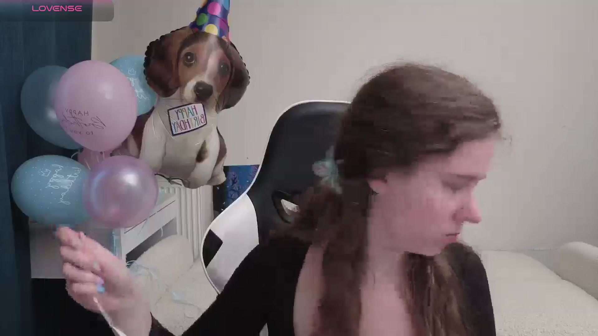 Gallery image thumbnail from BlueFlowerr's myfreecams stream on, 04/23/2026, 17:57 image 4 of 20