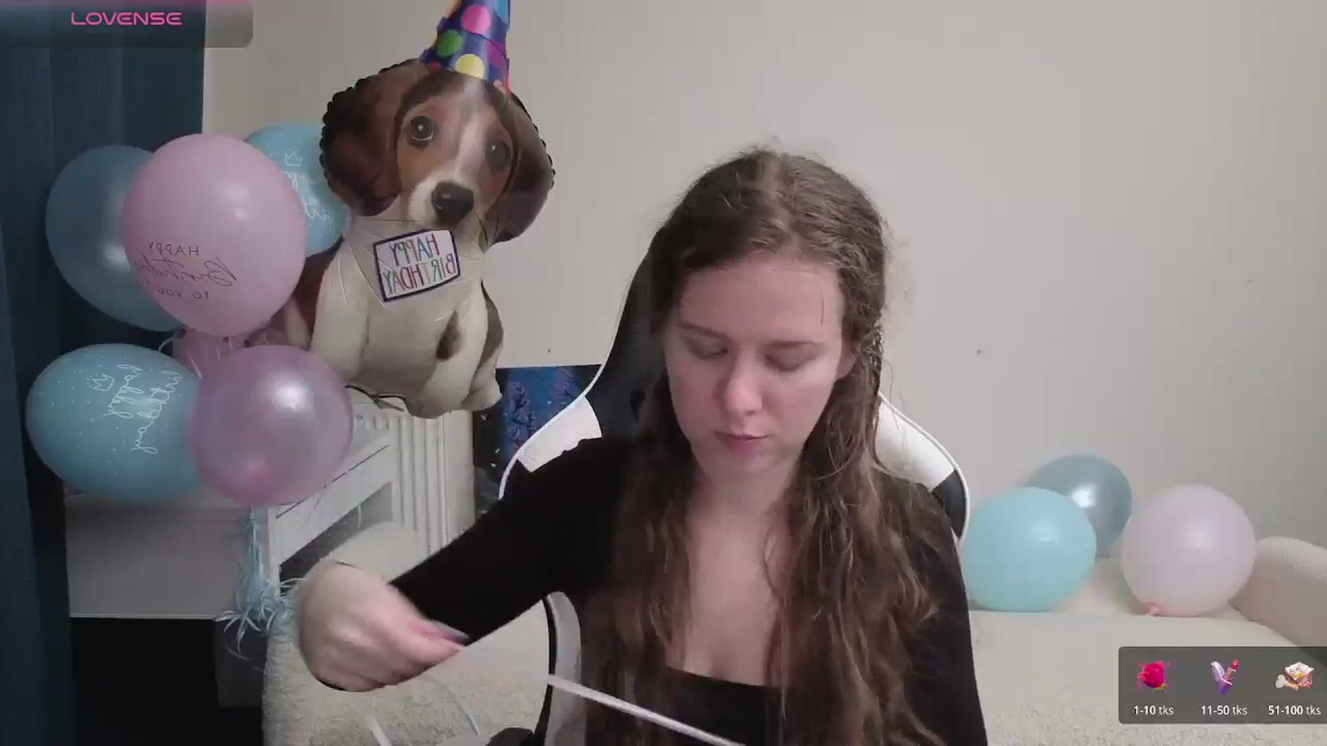 Gallery image thumbnail from BlueFlowerr's myfreecams stream on, 04/23/2026, 17:57 image 18 of 20
