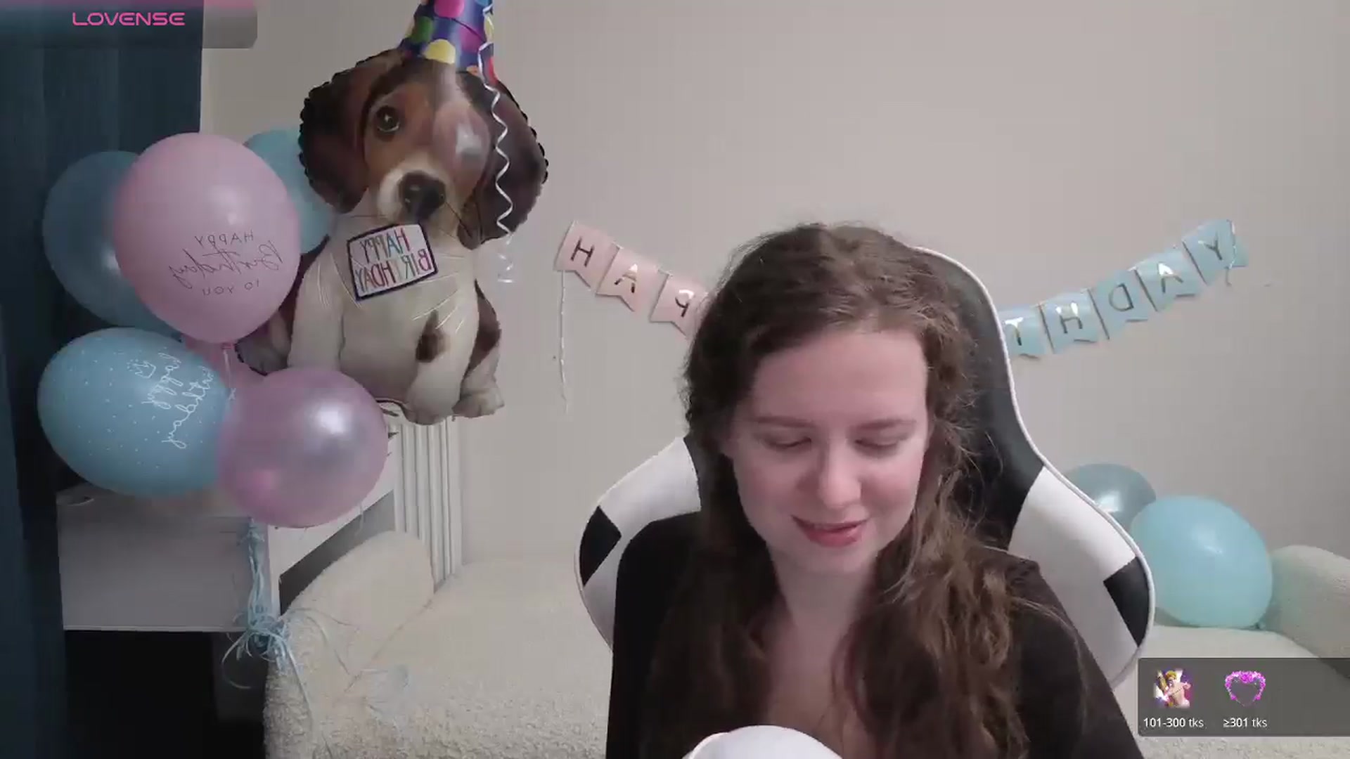 Gallery image thumbnail from BlueFlowerr's myfreecams stream on, 04/23/2026, 18:53 image 12 of 20