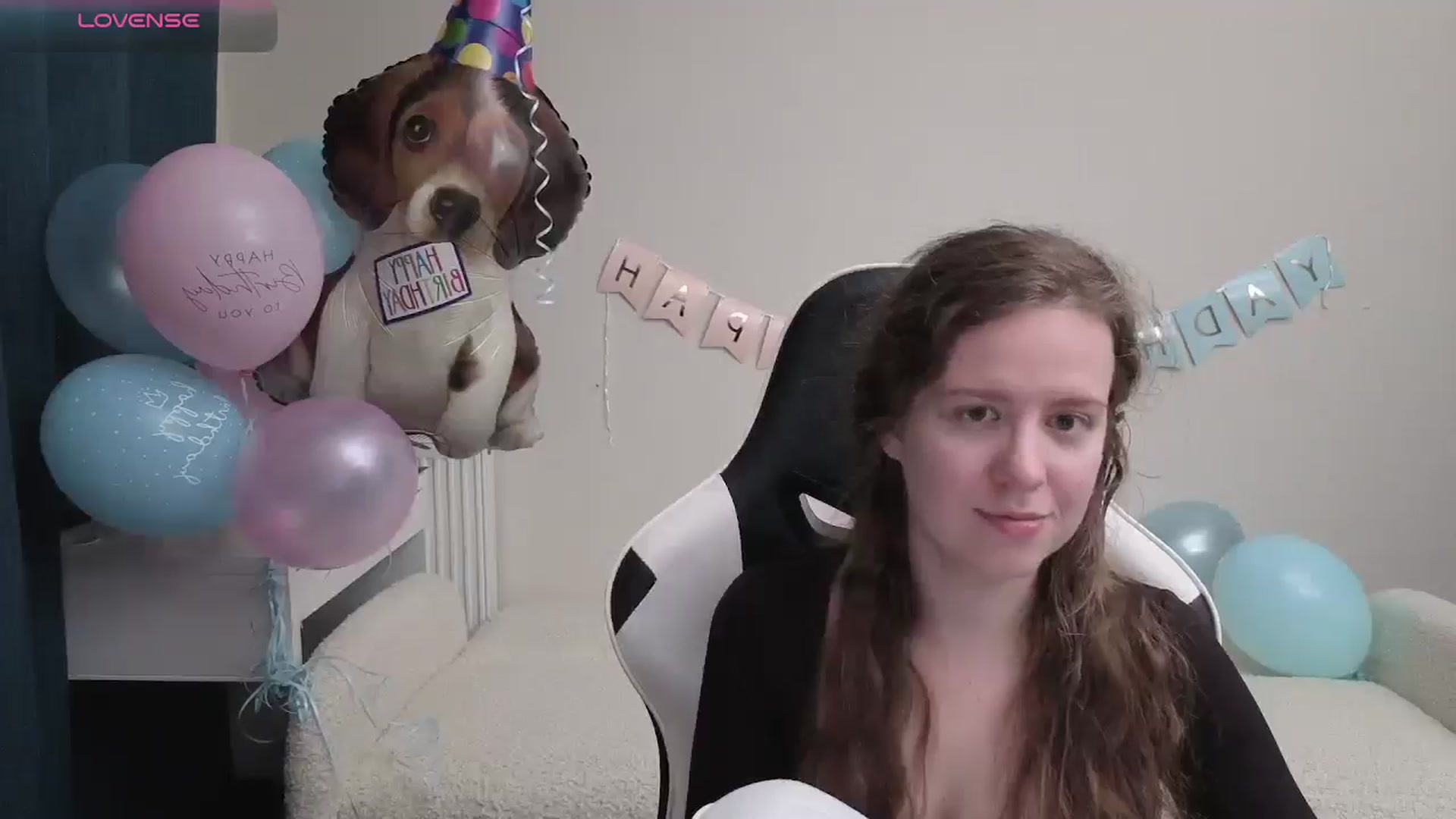 Gallery image thumbnail from BlueFlowerr's myfreecams stream on, 04/23/2026, 18:53 image 5 of 20