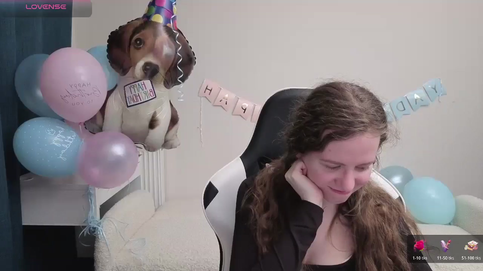 Gallery image thumbnail from BlueFlowerr's myfreecams stream on, 04/23/2026, 18:53 image 6 of 20