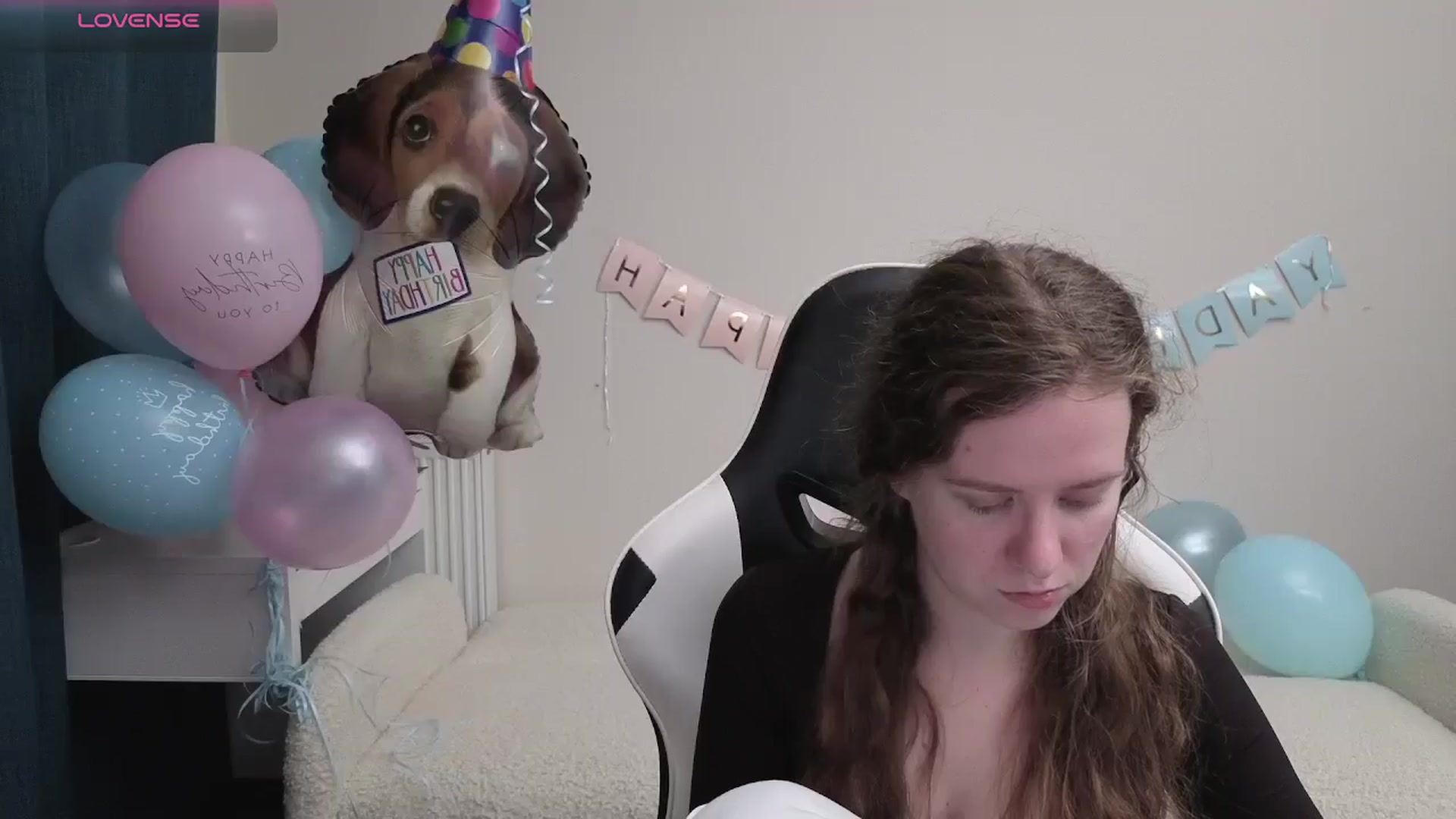 Gallery image thumbnail from BlueFlowerr's myfreecams stream on, 04/23/2026, 18:53 image 4 of 20