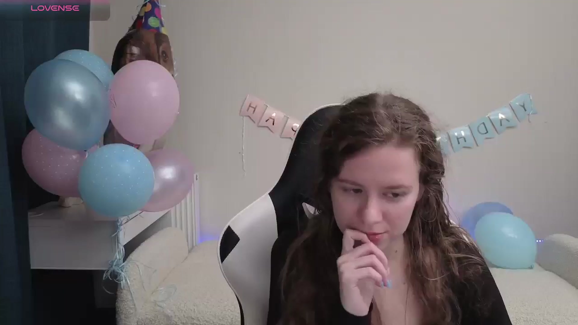 Gallery image thumbnail from BlueFlowerr's myfreecams stream on, 04/23/2026, 20:27 image 9 of 20