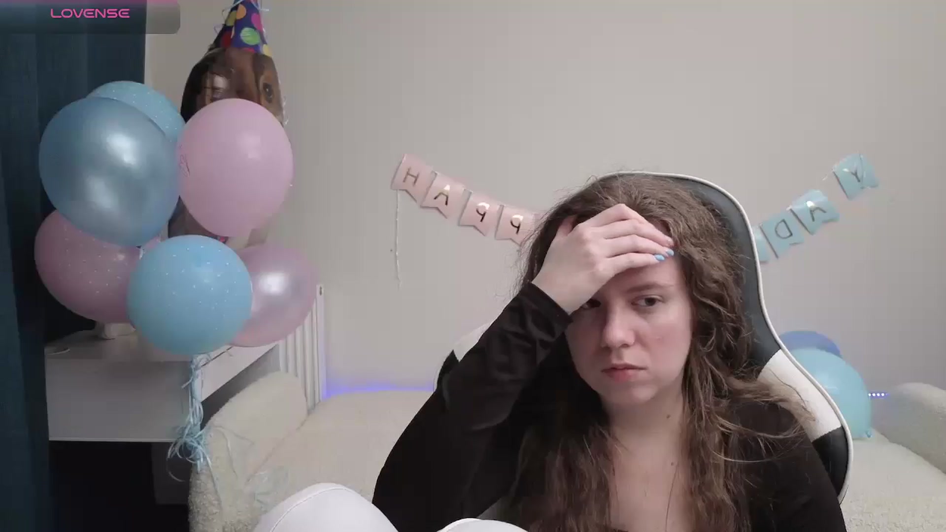 Gallery image thumbnail from BlueFlowerr's myfreecams stream on, 04/23/2026, 20:27 image 17 of 20