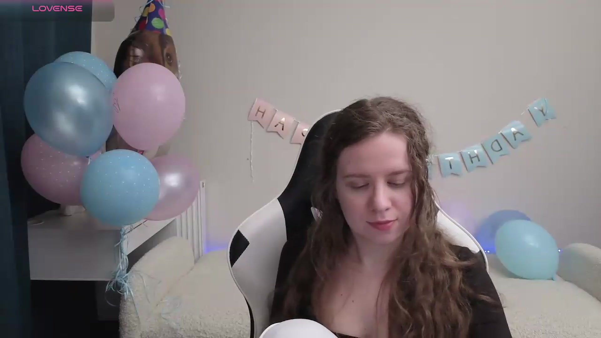 Gallery image thumbnail from BlueFlowerr's myfreecams stream on, 04/23/2026, 21:27 image 20 of 20