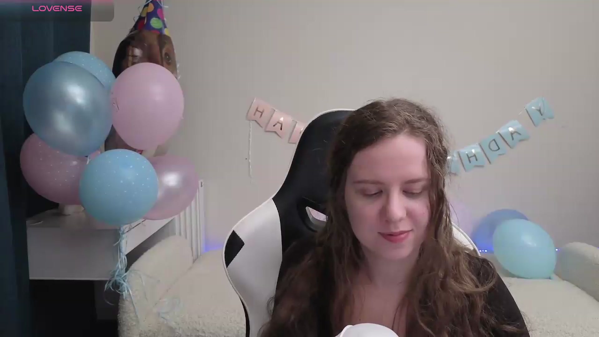 Gallery image thumbnail from BlueFlowerr's myfreecams stream on, 04/23/2026, 21:27 image 16 of 20