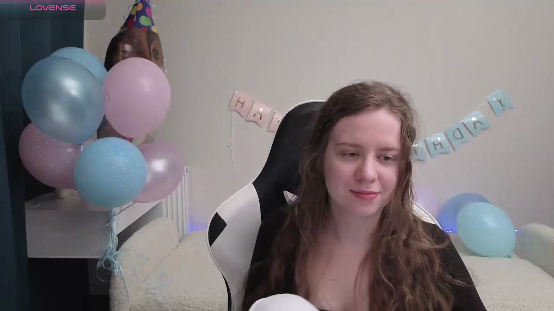 Gallery image thumbnail from BlueFlowerr's myfreecams stream on, 04/23/2026, 21:27 image 18 of 20