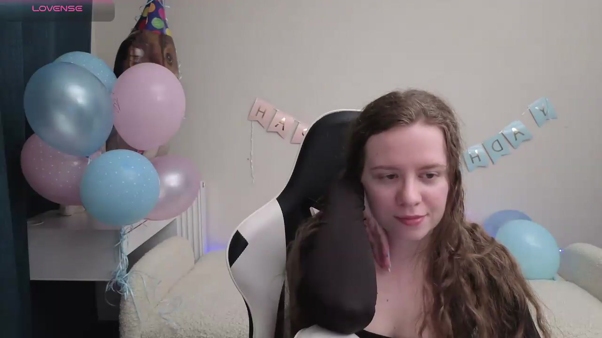 Gallery image thumbnail from BlueFlowerr's myfreecams stream on, 04/23/2026, 21:27 image 5 of 20