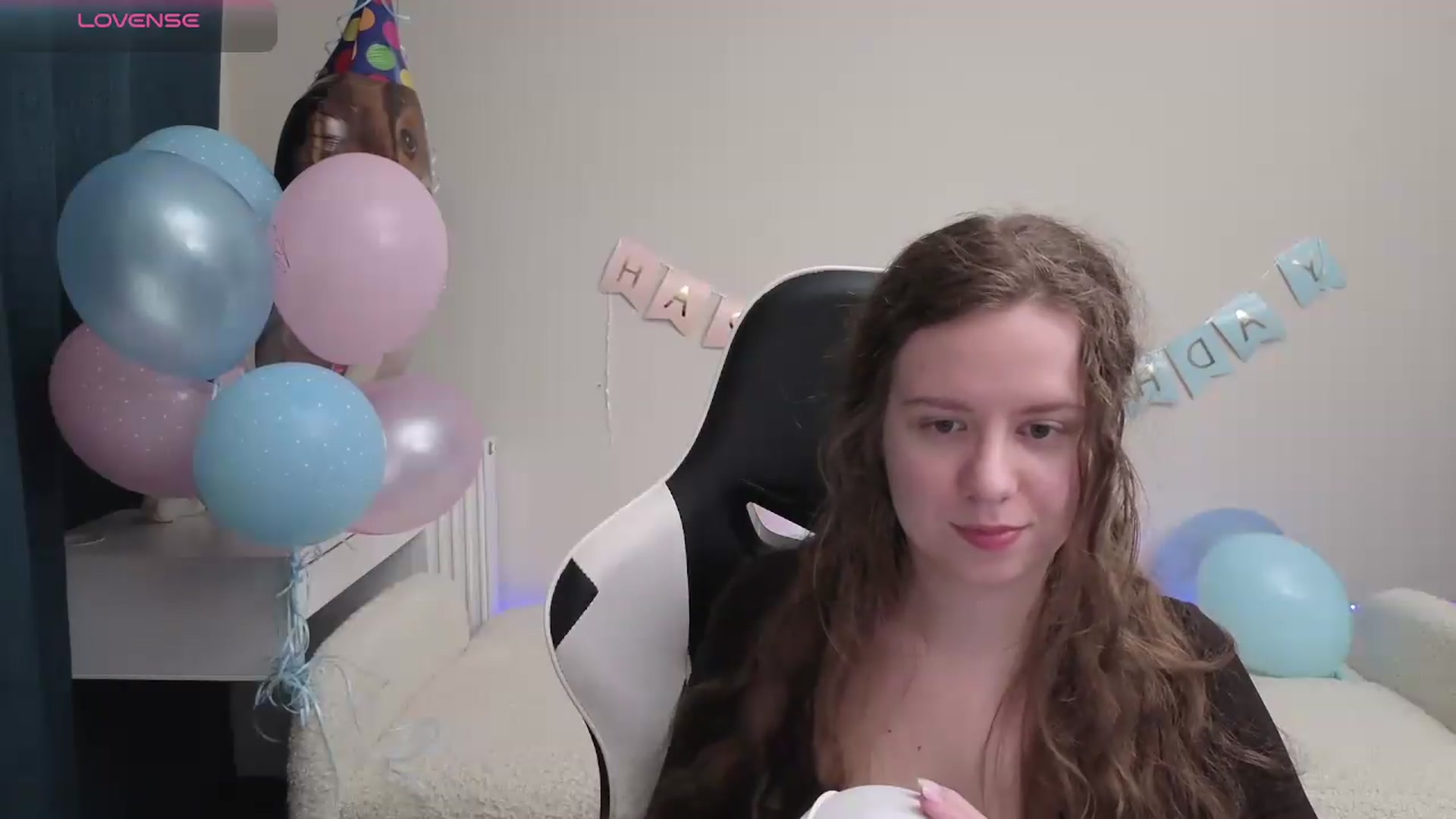 Gallery image thumbnail from BlueFlowerr's myfreecams stream on, 04/23/2026, 21:27 image 17 of 20