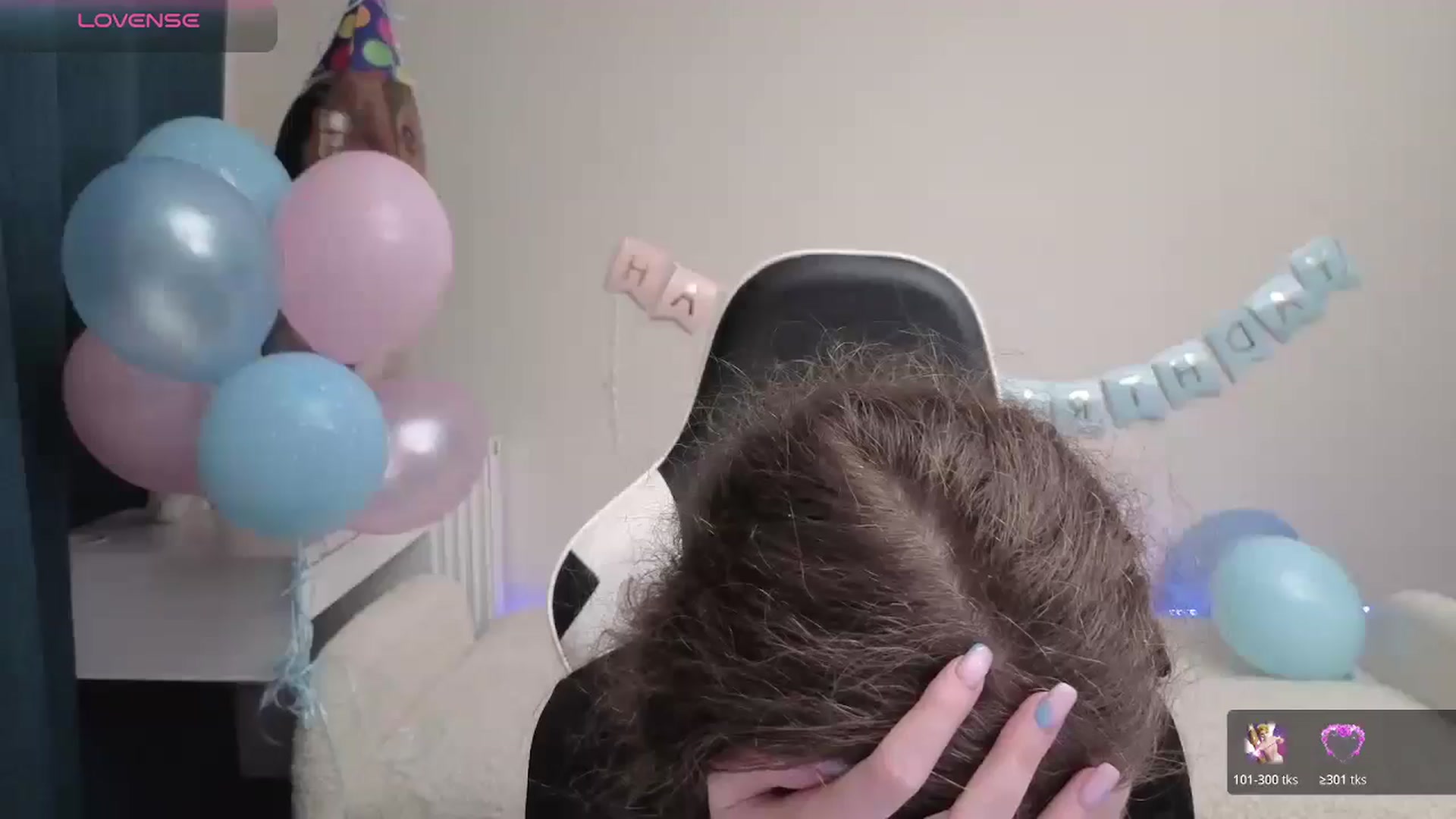 Gallery image thumbnail from BlueFlowerr's myfreecams stream on, 04/24/2026, 24:01 image 19 of 20