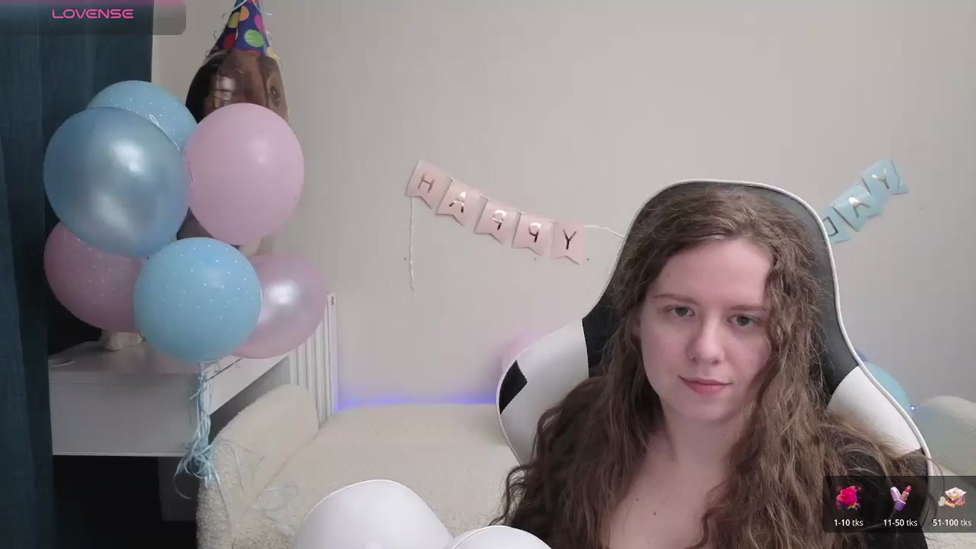 Gallery image thumbnail from BlueFlowerr's myfreecams stream on, 04/24/2026, 24:01 image 5 of 20