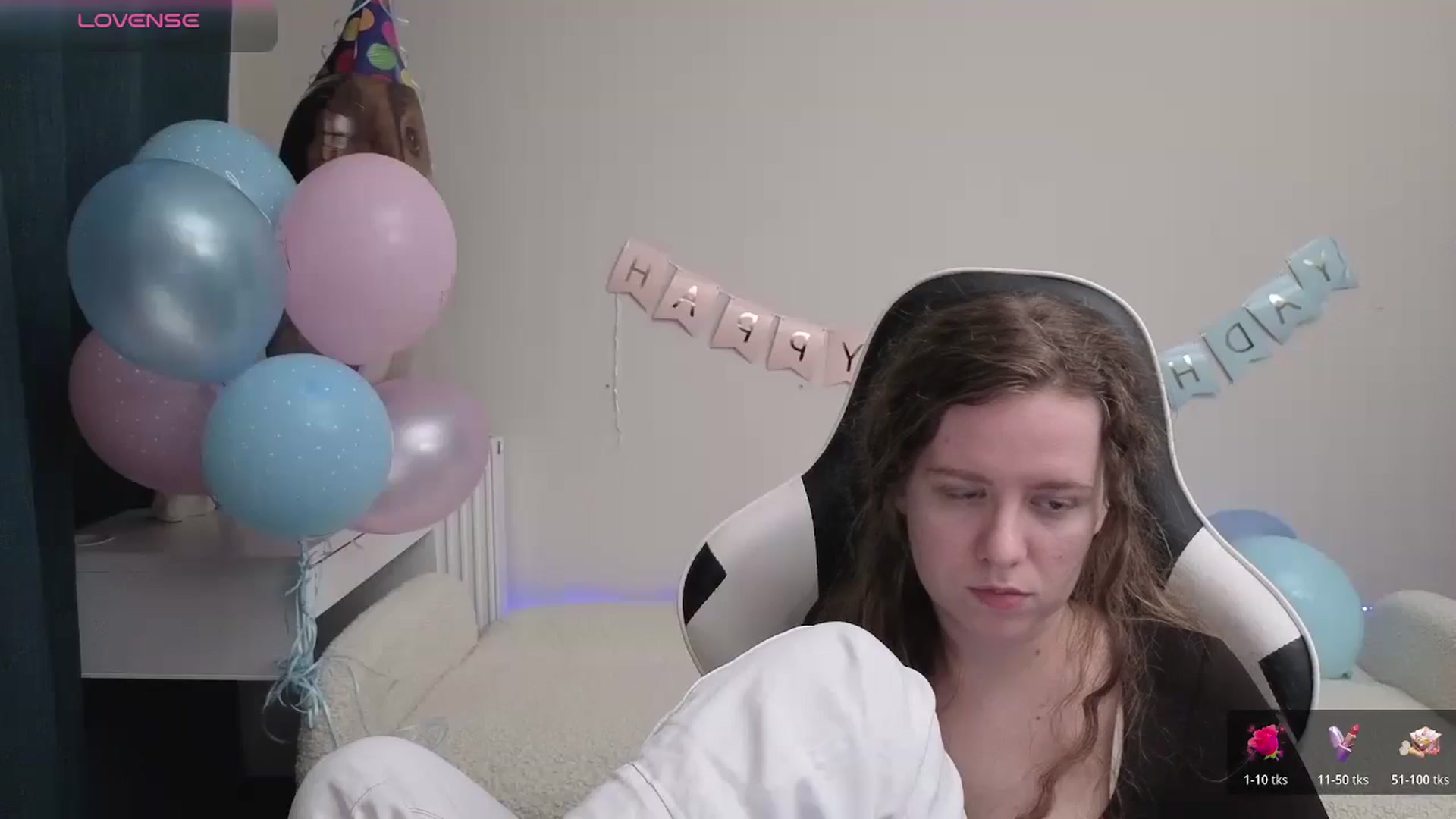 Gallery image thumbnail from BlueFlowerr's myfreecams stream on, 04/24/2026, 24:01 image 11 of 20