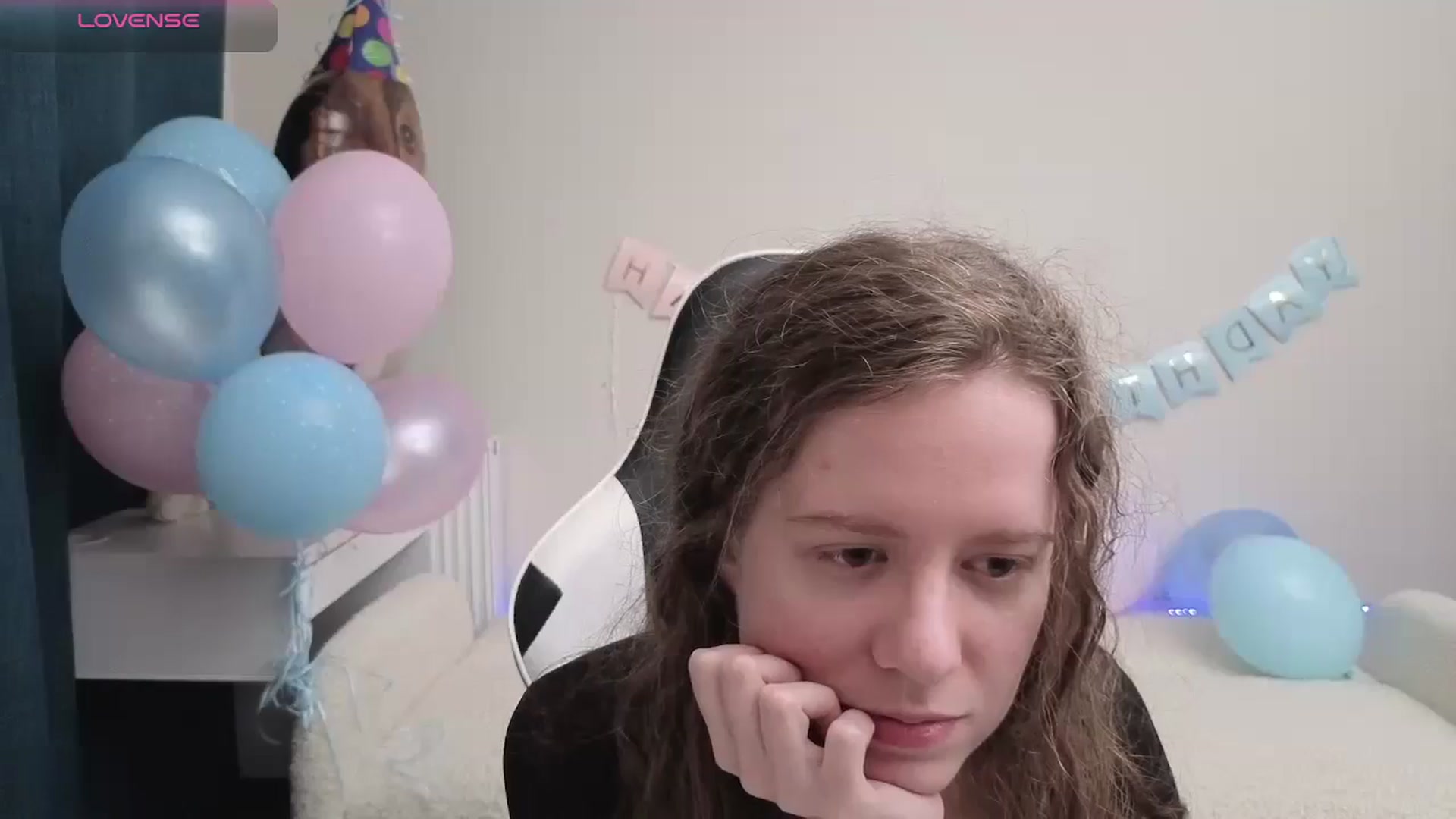 Gallery image thumbnail from BlueFlowerr's myfreecams stream on, 04/24/2026, 24:01 image 17 of 20
