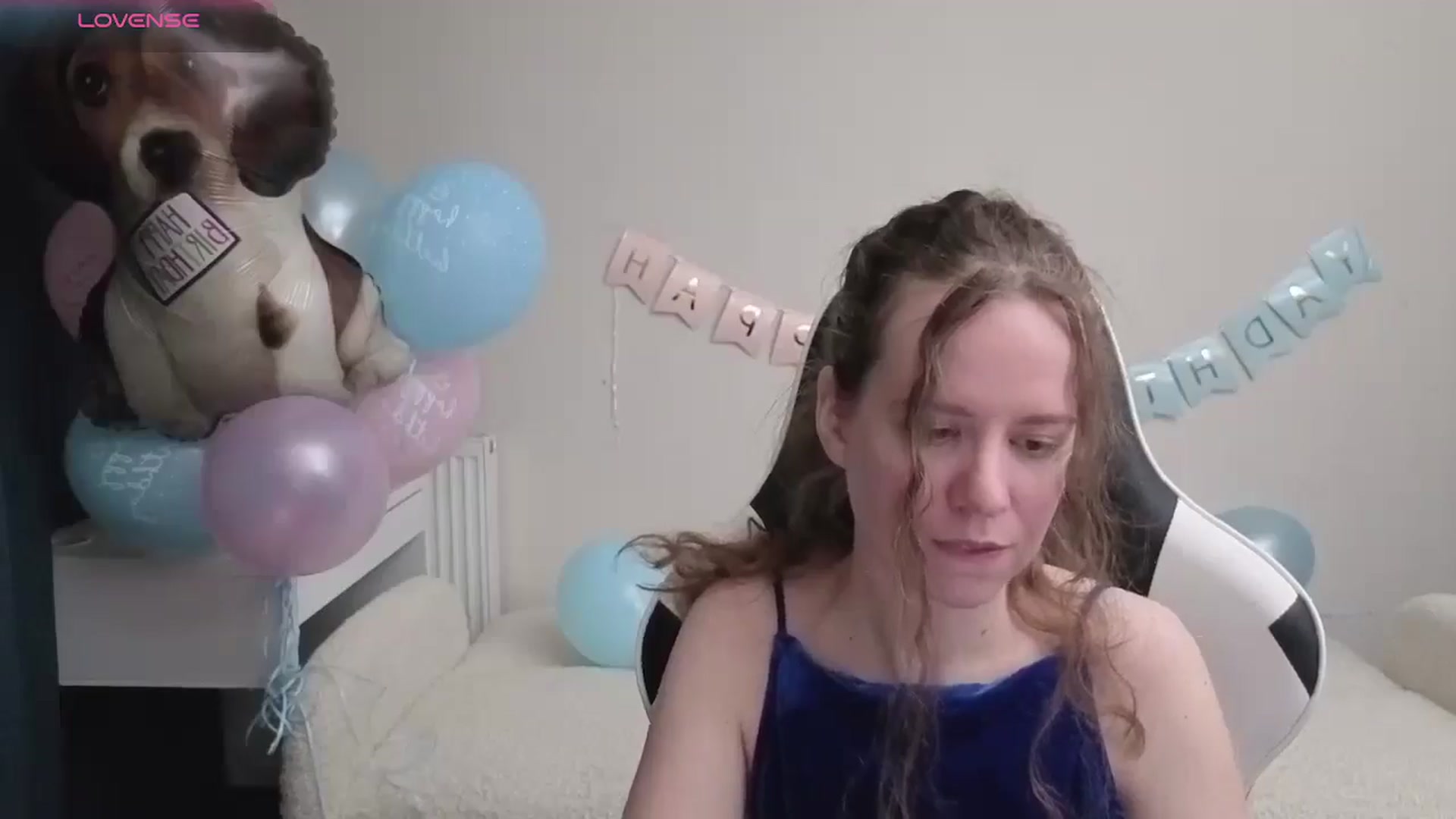 Gallery image thumbnail from BlueFlowerr's myfreecams stream on, 04/24/2026, 21:39 image 4 of 20