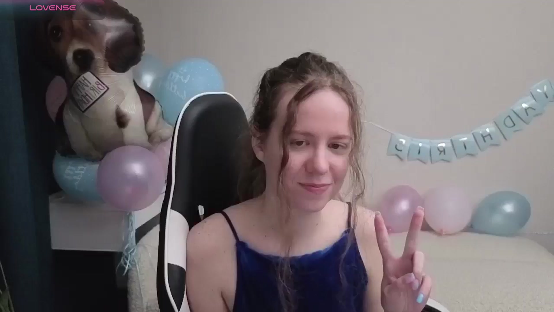 Gallery image thumbnail from BlueFlowerr's myfreecams stream on, 04/24/2026, 21:39 image 16 of 20