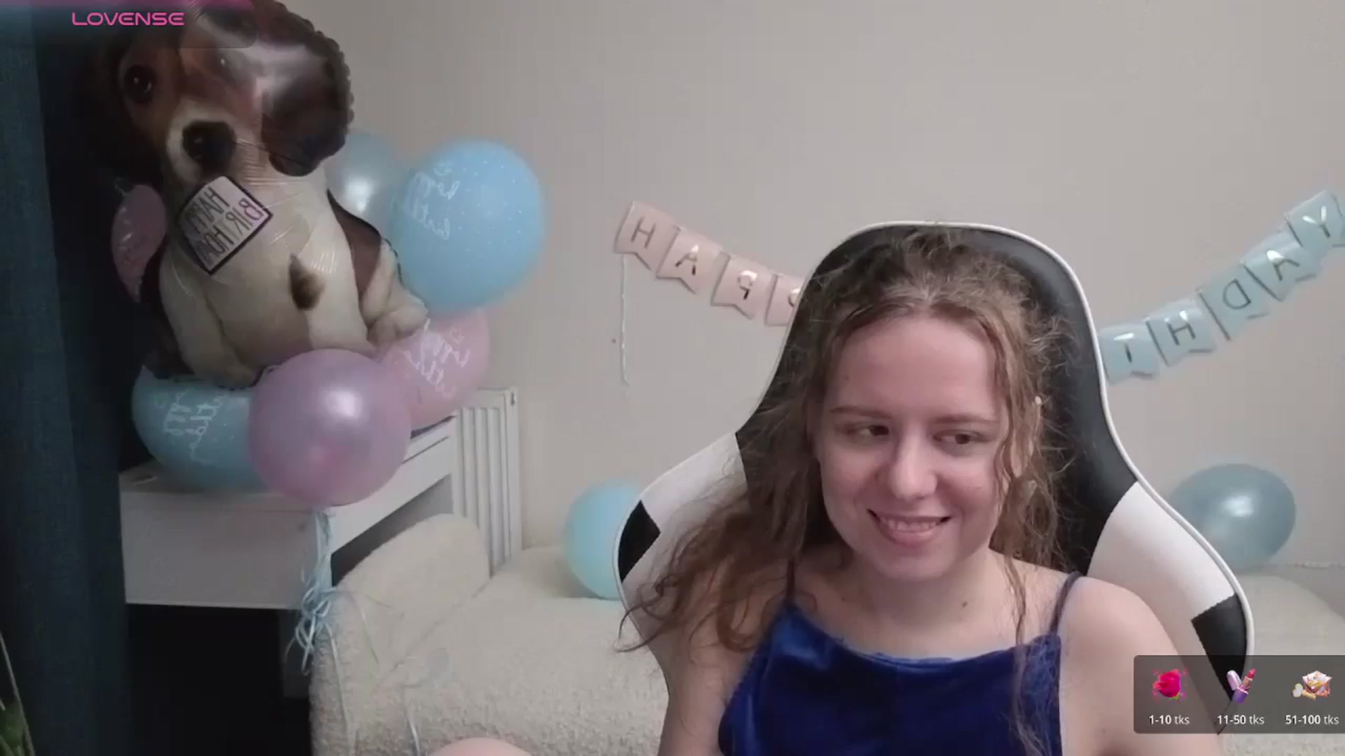 Gallery image thumbnail from BlueFlowerr's myfreecams stream on, 04/24/2026, 23:07 image 12 of 20