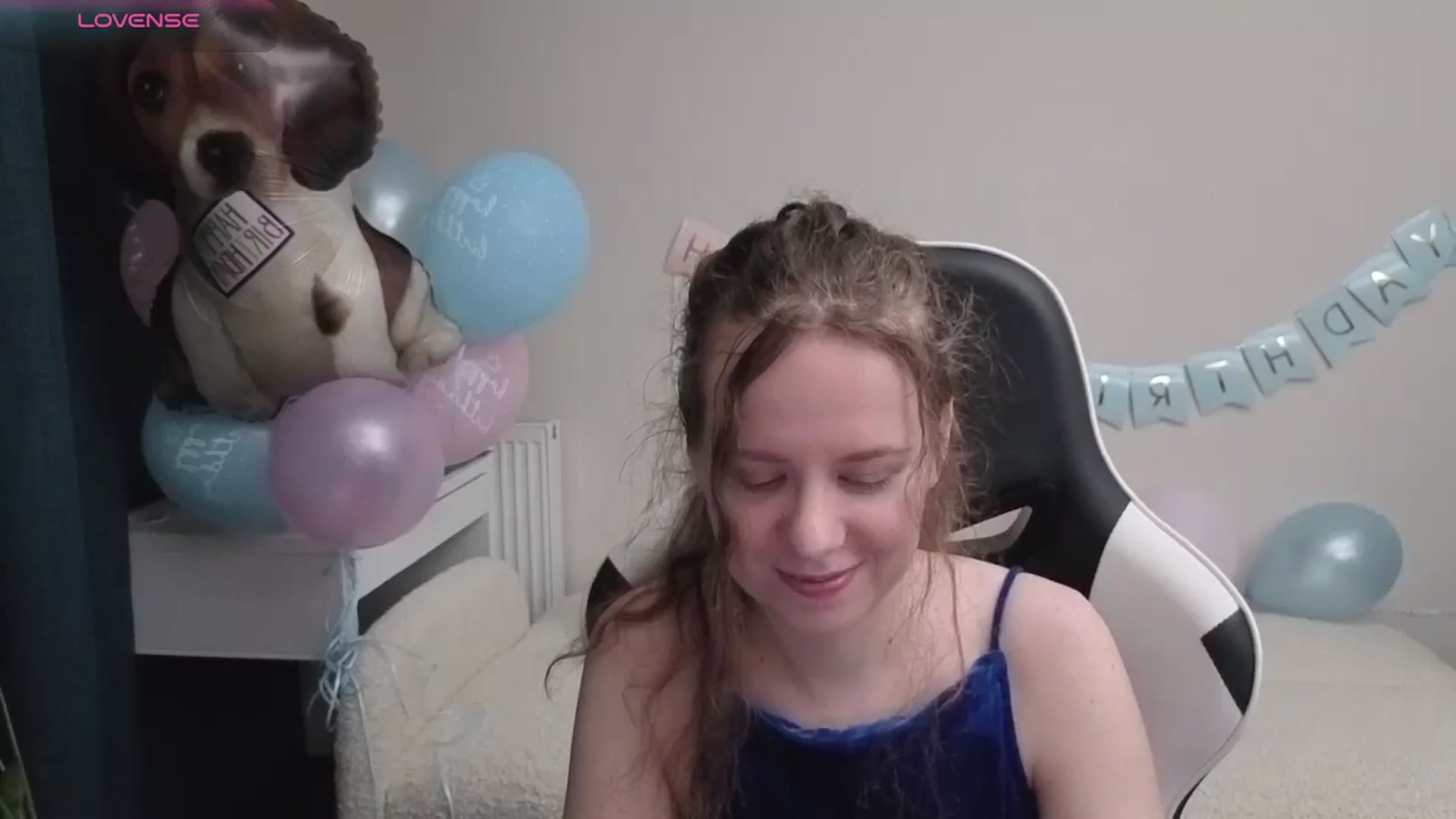 Gallery image thumbnail from BlueFlowerr's myfreecams stream on, 04/24/2026, 23:07 image 2 of 20