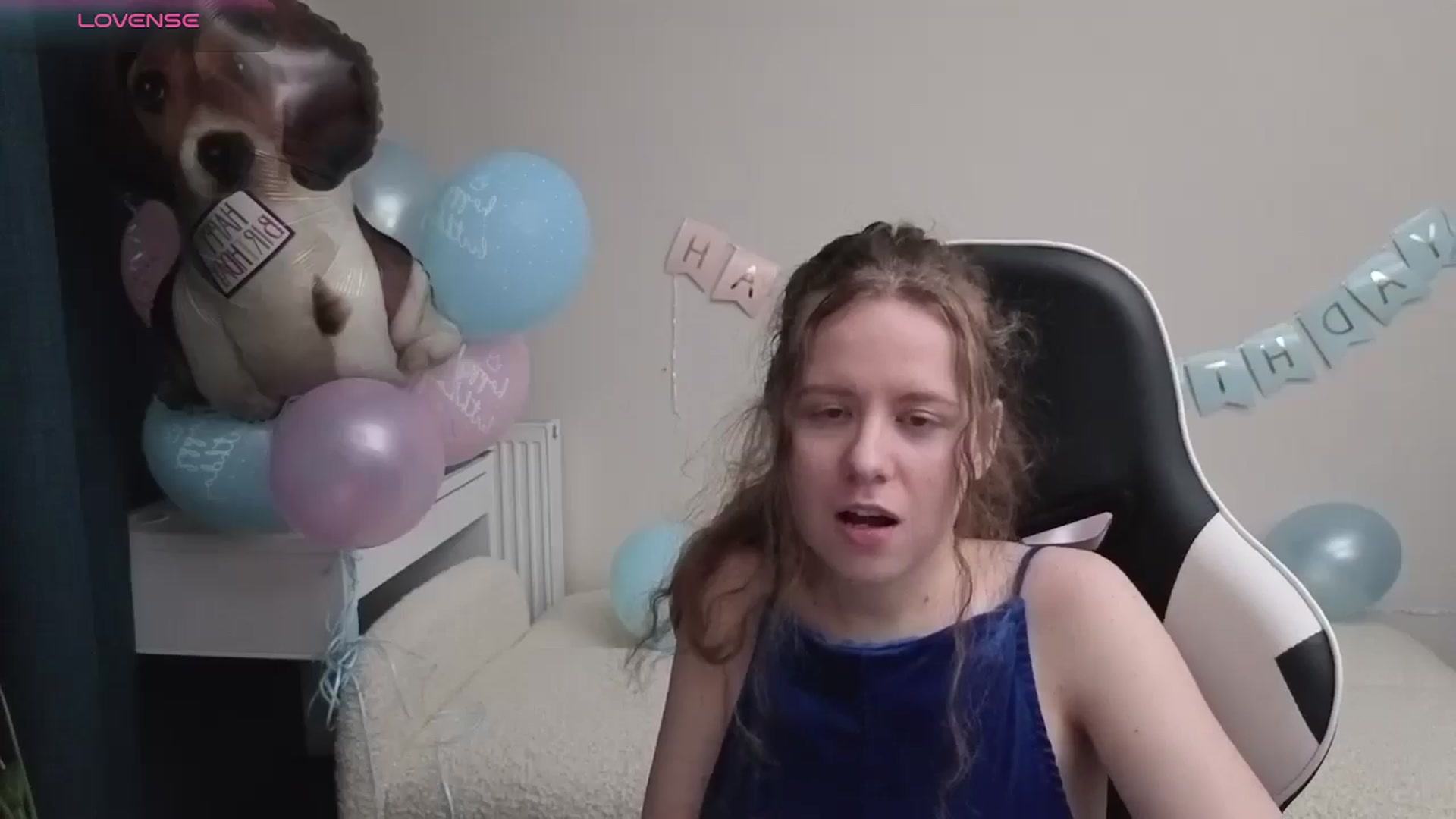 Gallery image thumbnail from BlueFlowerr's myfreecams stream on, 04/24/2026, 23:07 image 13 of 20