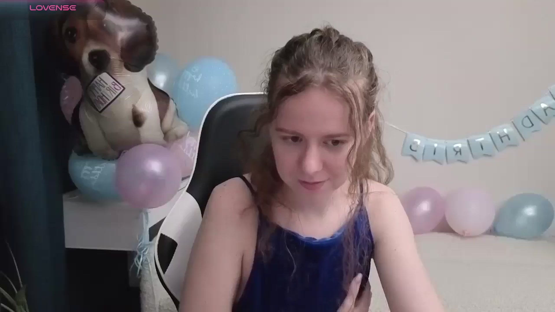 Gallery image thumbnail from BlueFlowerr's myfreecams stream on, 04/25/2026, 01:57 image 19 of 20
