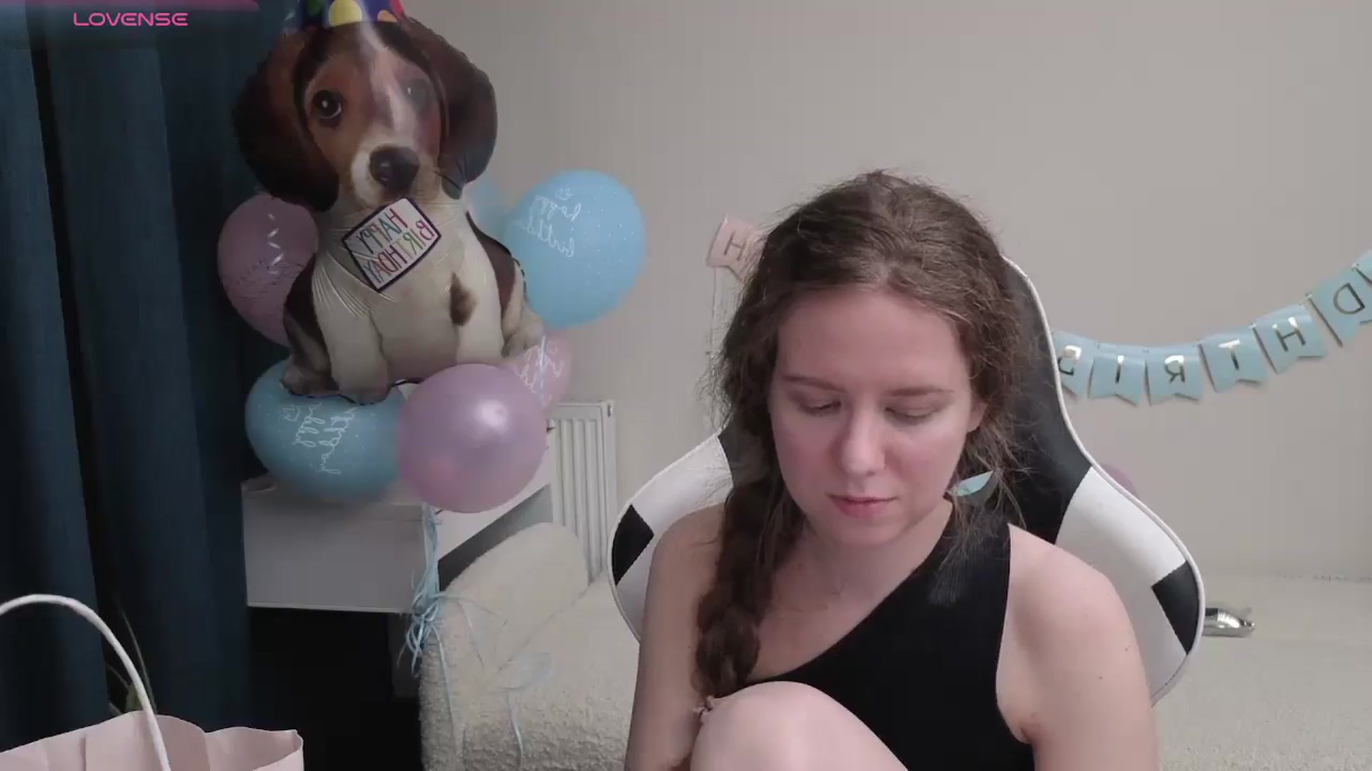Gallery image thumbnail from BlueFlowerr's myfreecams stream on, 04/25/2026, 20:49 image 3 of 20