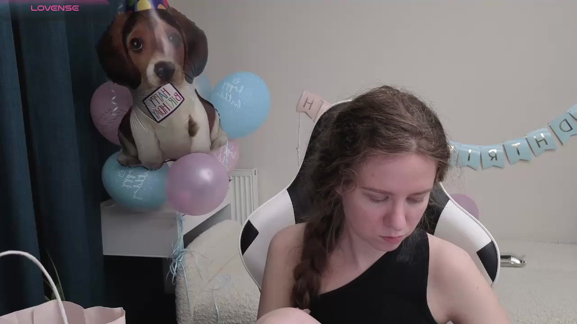 Gallery image thumbnail from BlueFlowerr's myfreecams stream on, 04/25/2026, 20:49 image 15 of 20