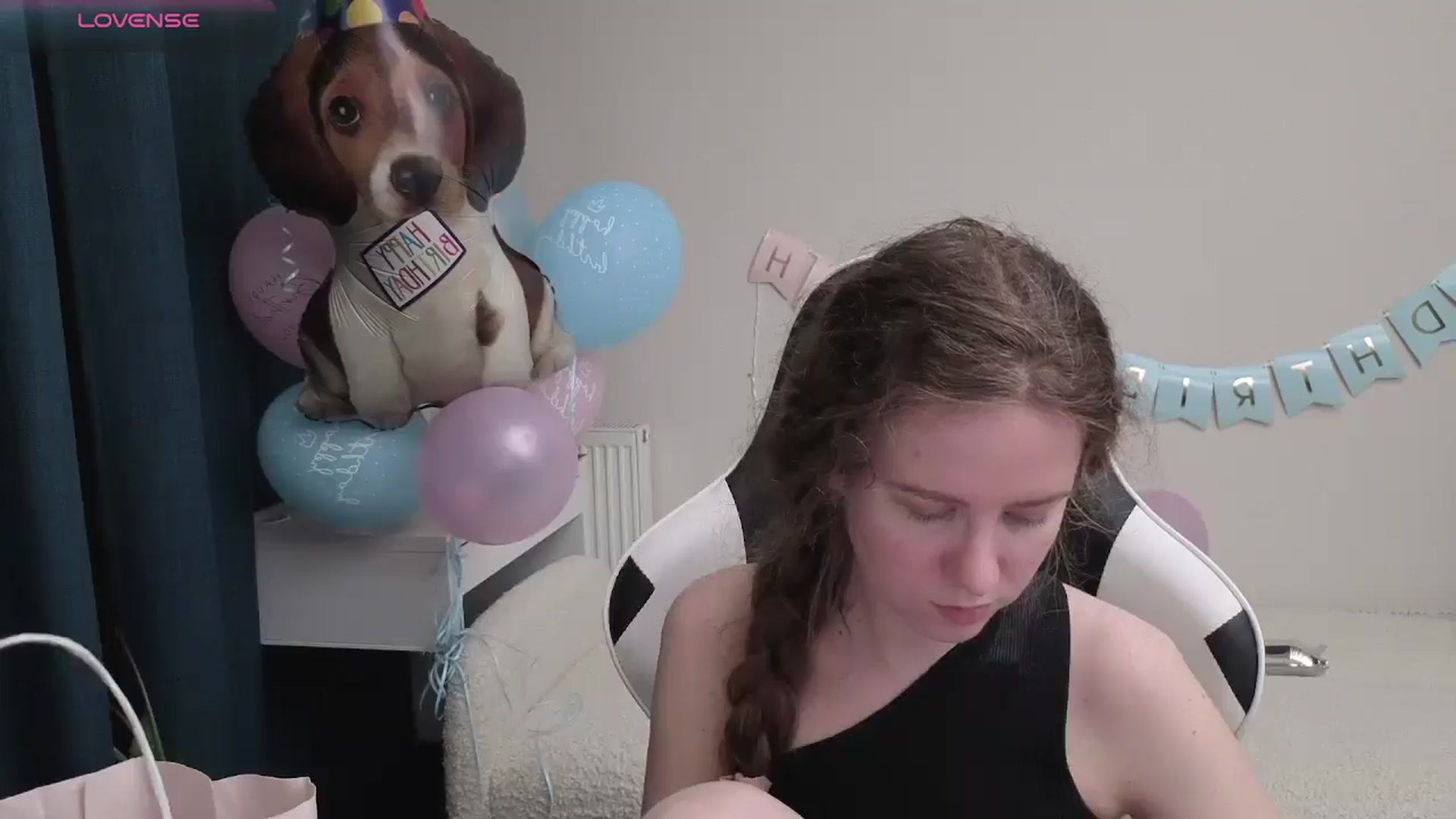 Gallery image thumbnail from BlueFlowerr's myfreecams stream on, 04/25/2026, 20:49 image 11 of 20