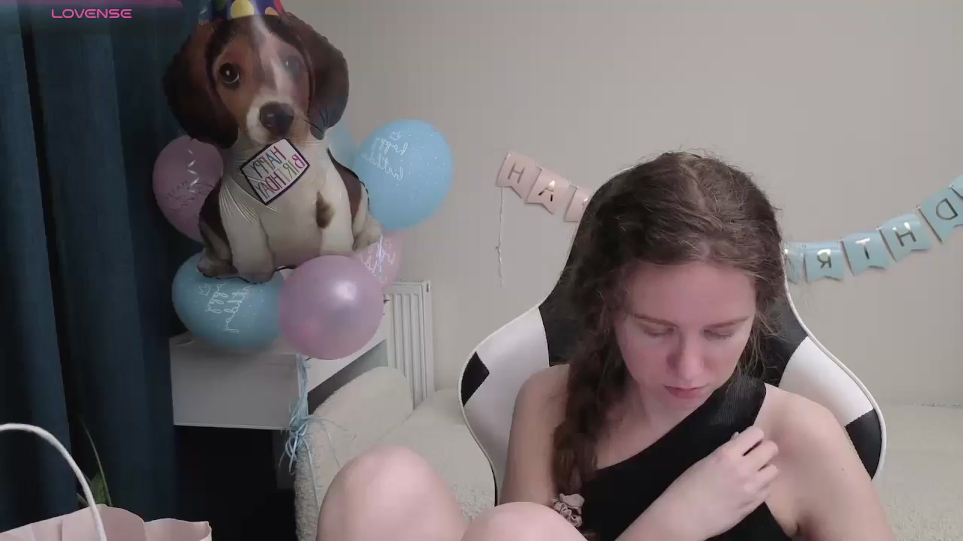 Gallery image thumbnail from BlueFlowerr's myfreecams stream on, 04/25/2026, 20:49 image 20 of 20