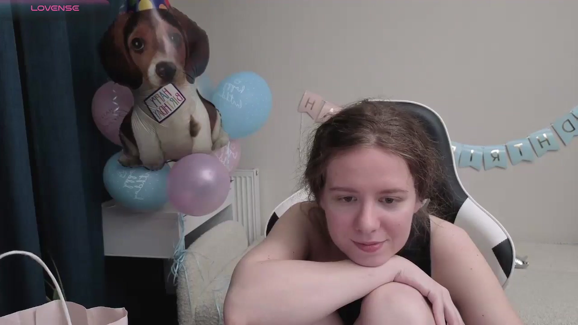 Gallery image thumbnail from BlueFlowerr's myfreecams stream on, 04/25/2026, 20:49 image 4 of 20