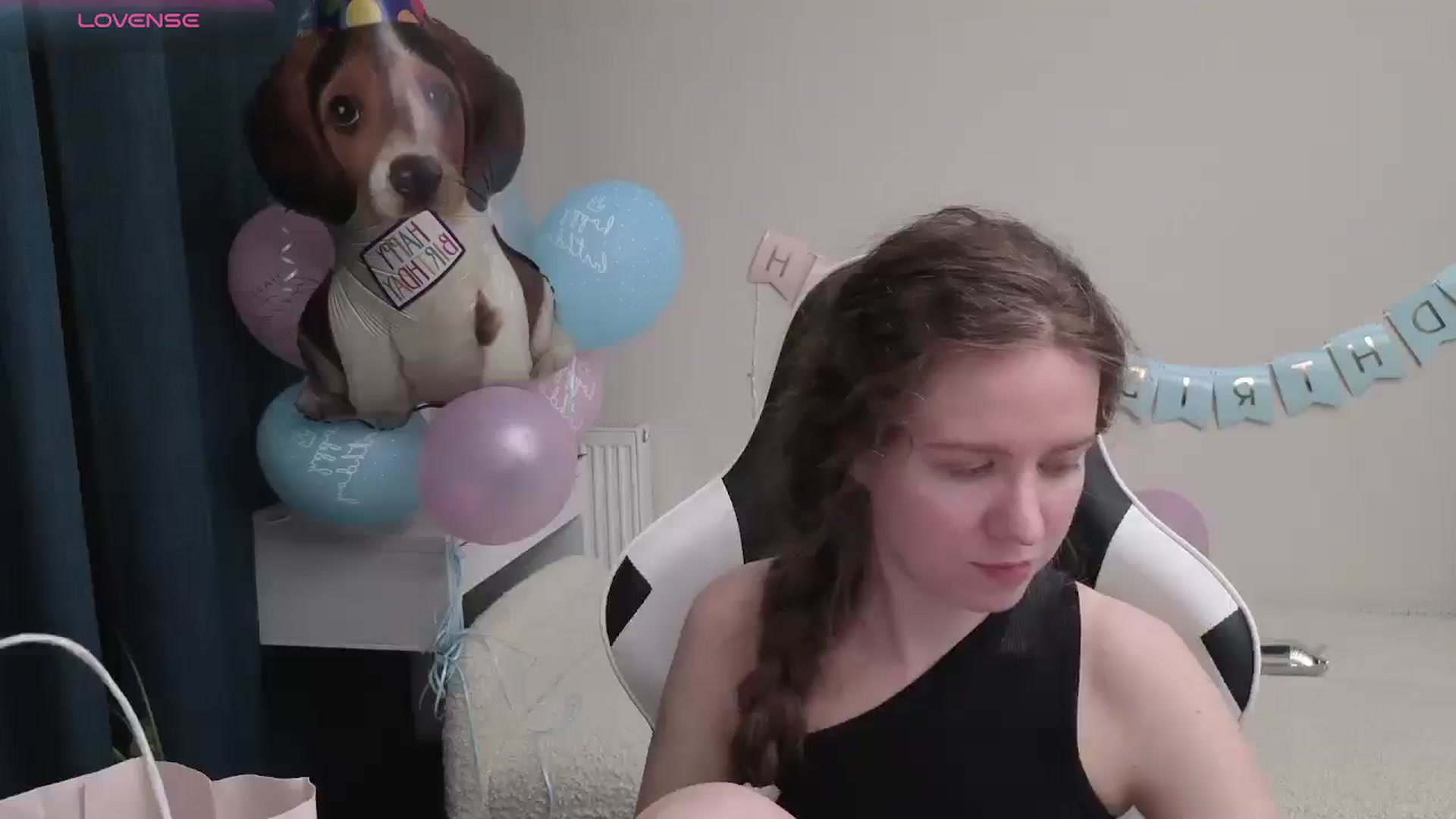 Gallery image thumbnail from BlueFlowerr's myfreecams stream on, 04/25/2026, 20:49 image 17 of 20