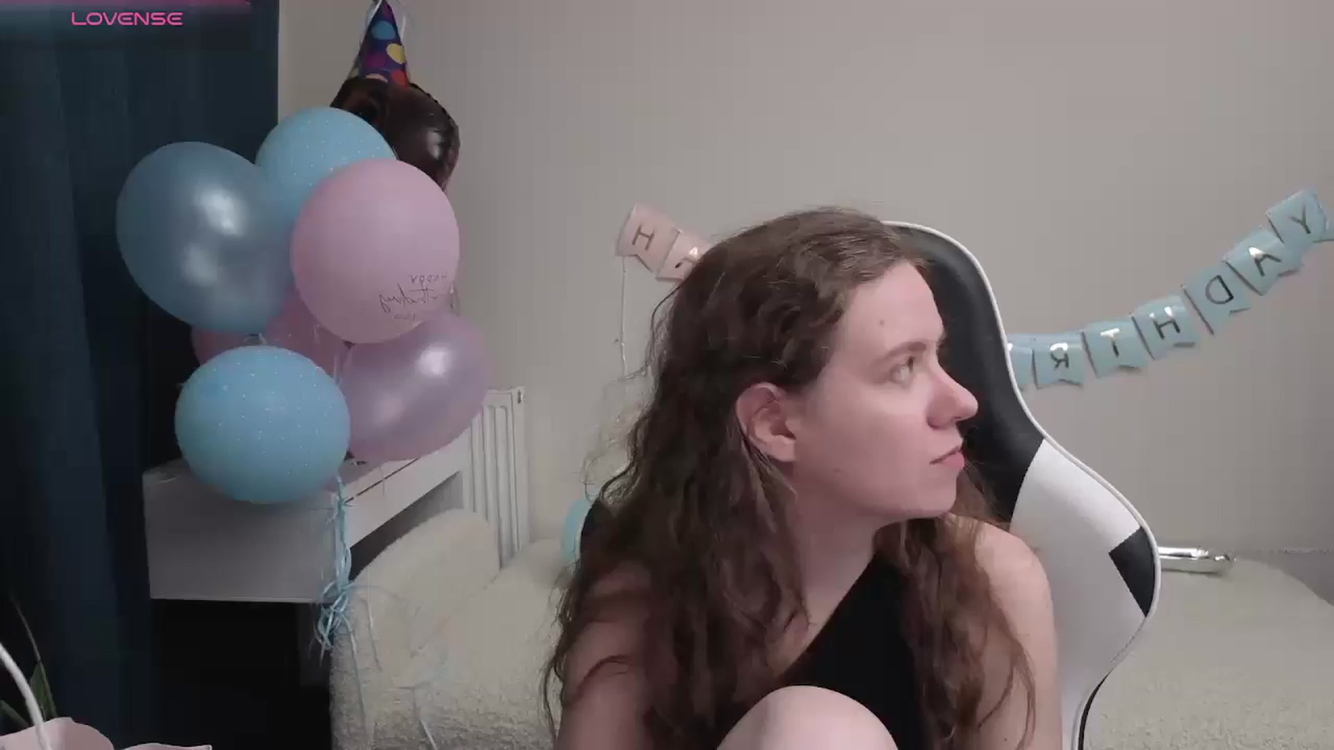 Gallery image thumbnail from BlueFlowerr's myfreecams stream on, 04/25/2026, 23:36 image 11 of 20