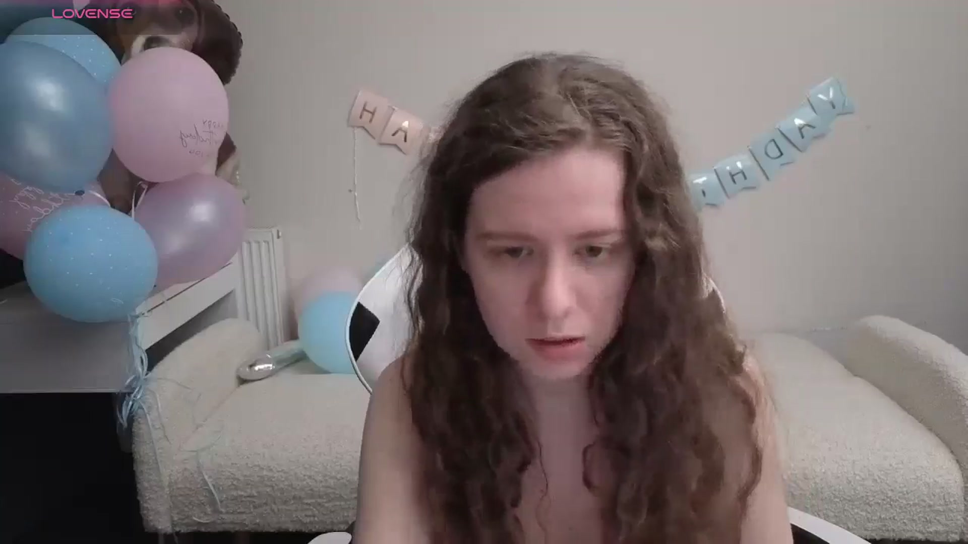 Gallery image thumbnail from BlueFlowerr's myfreecams stream on, 04/27/2026, 18:56 image 16 of 20