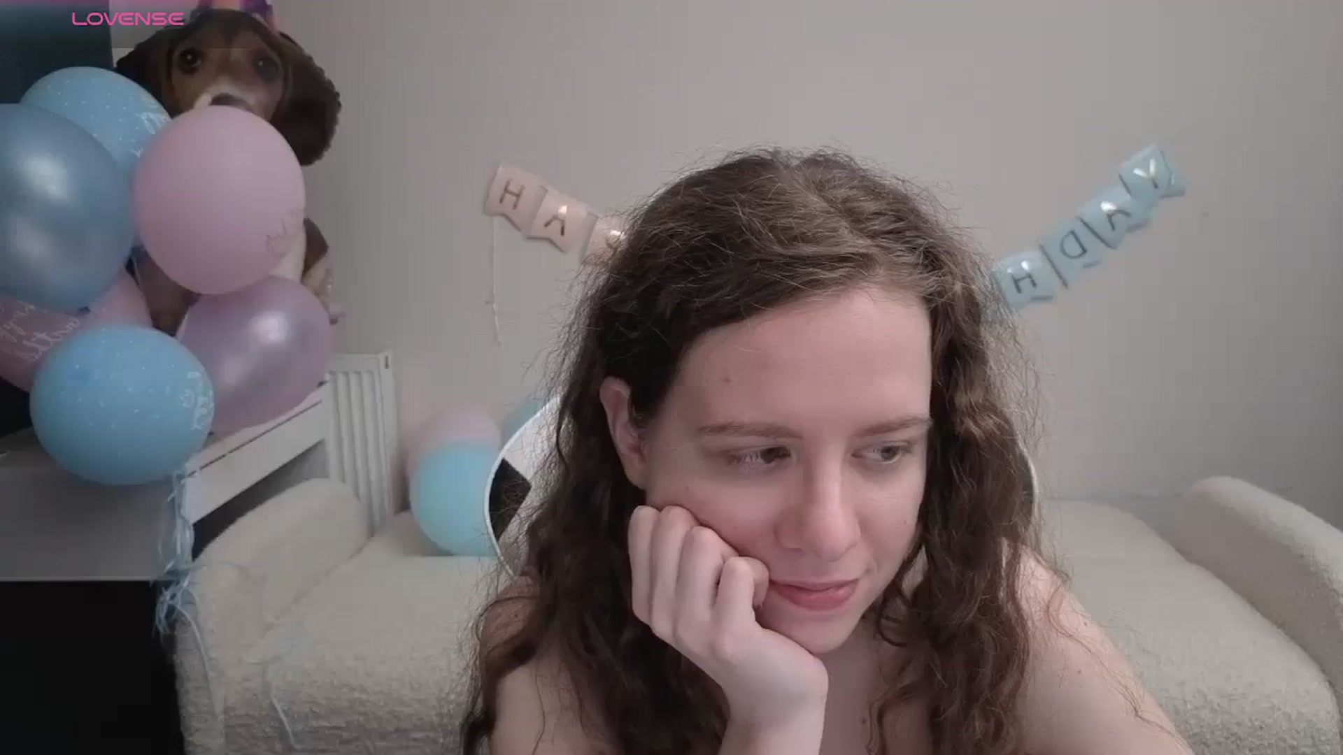 Gallery image thumbnail from BlueFlowerr's myfreecams stream on, 04/27/2026, 21:03 image 6 of 20