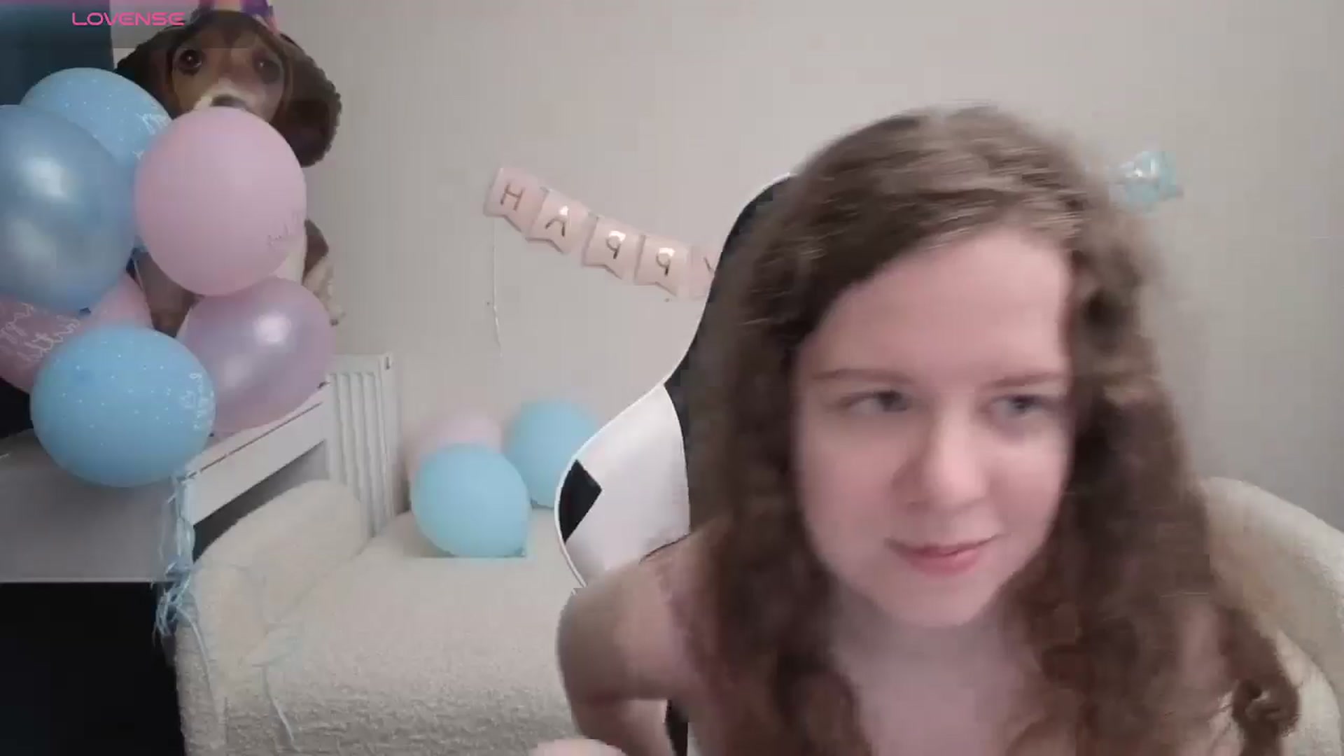 Gallery image thumbnail from BlueFlowerr's myfreecams stream on, 04/27/2026, 21:03 image 12 of 20