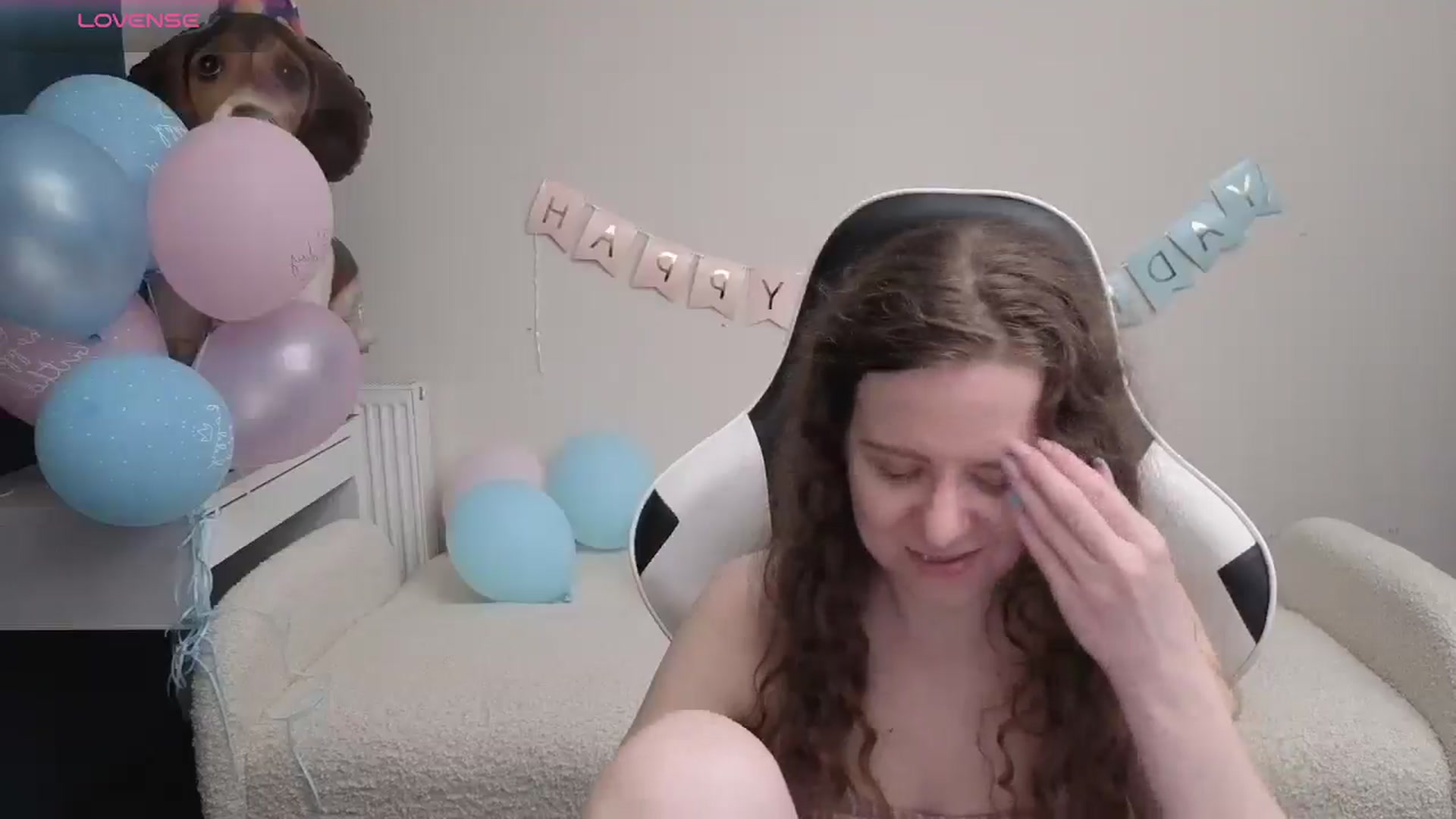 Gallery image thumbnail from BlueFlowerr's myfreecams stream on, 04/27/2026, 21:03 image 16 of 20