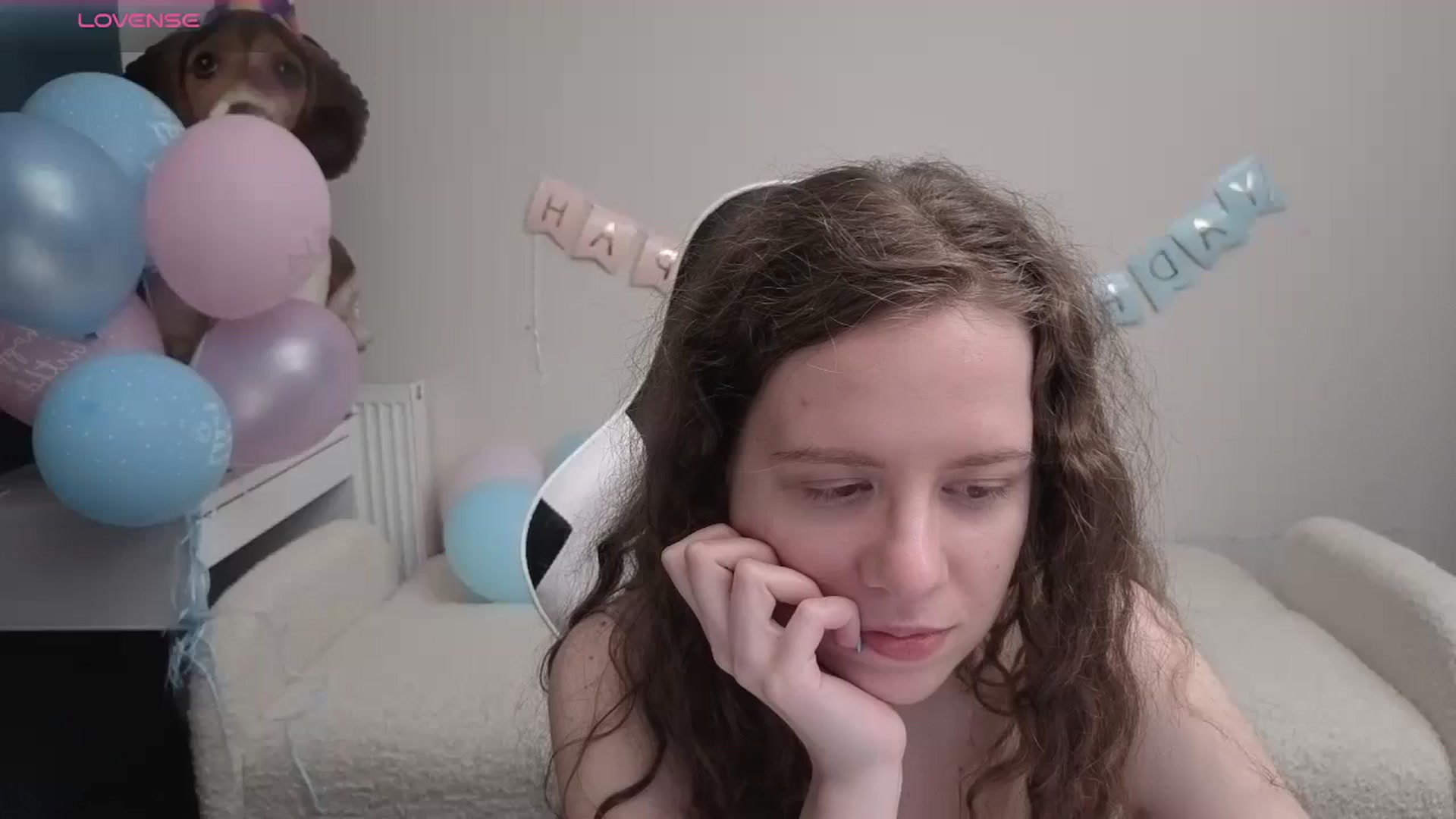 Gallery image thumbnail from BlueFlowerr's myfreecams stream on, 04/27/2026, 21:03 image 9 of 20