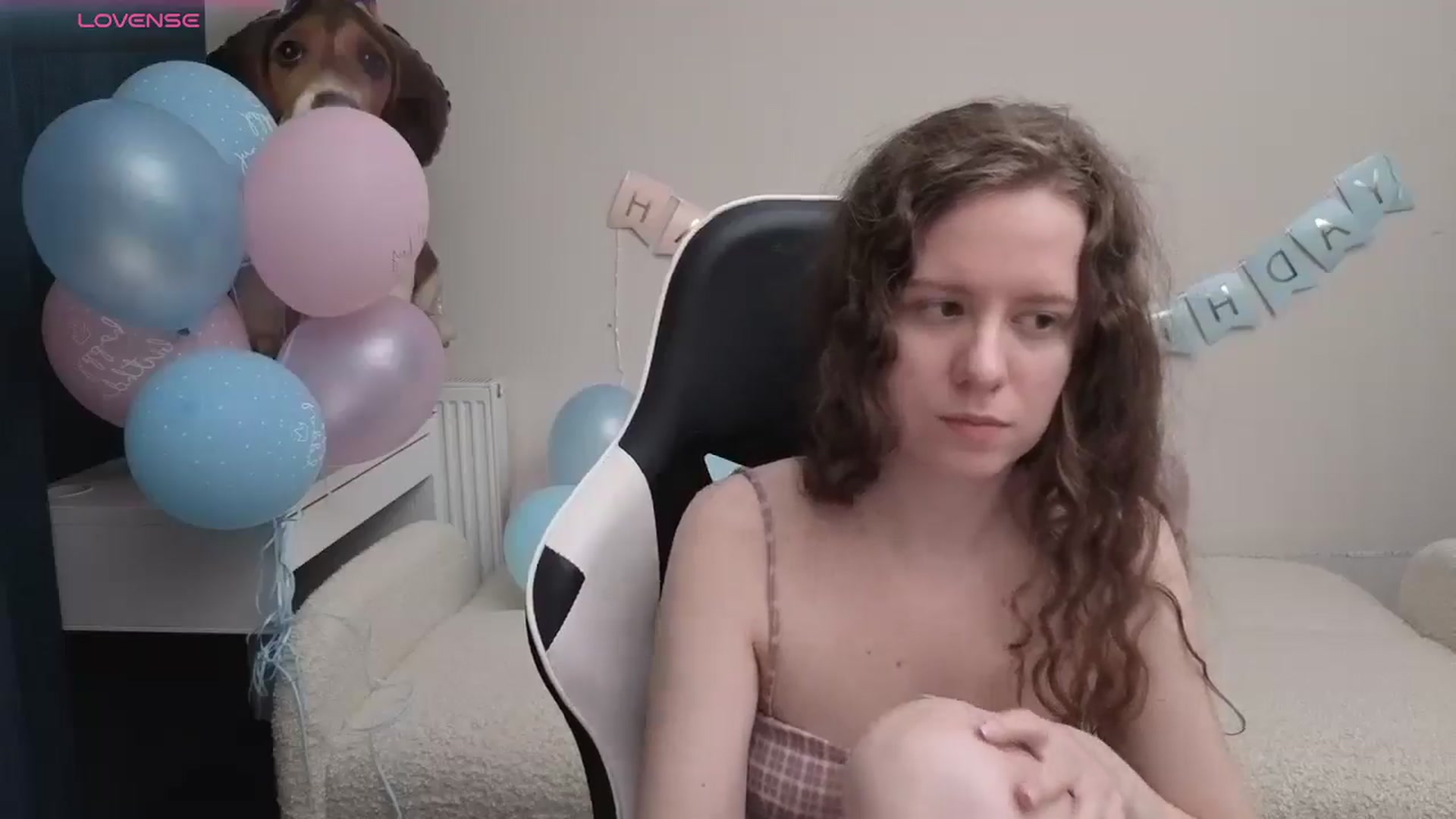Gallery image thumbnail from BlueFlowerr's myfreecams stream on, 04/27/2026, 23:50 image 19 of 20