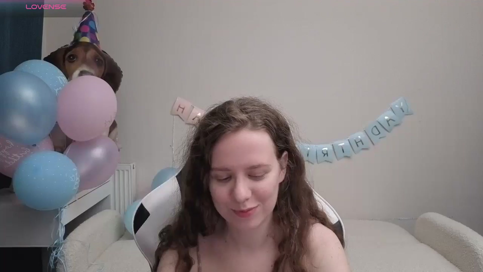 Gallery image thumbnail from BlueFlowerr's myfreecams stream on, 04/28/2026, 01:20 image 2 of 20