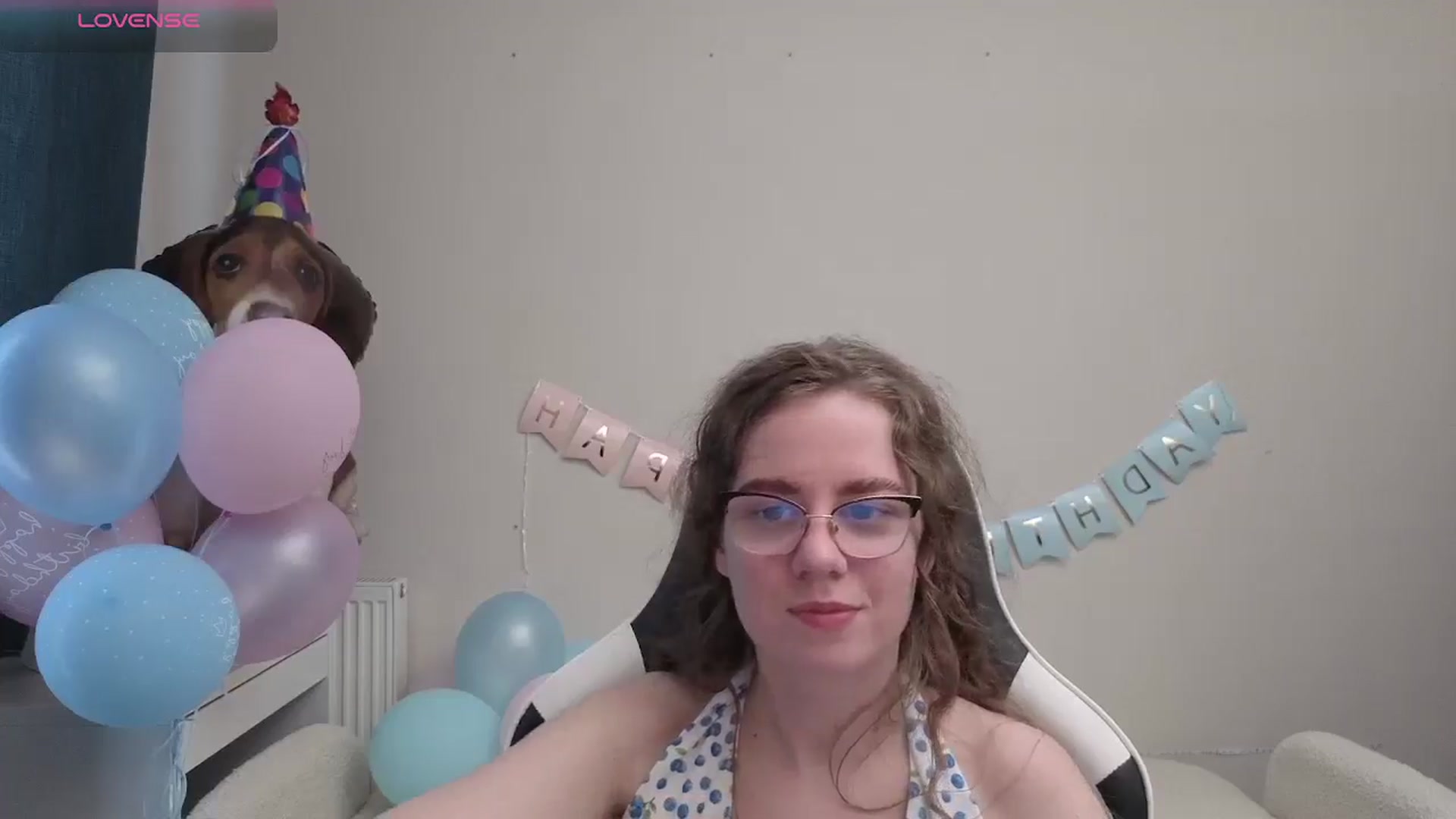 Gallery image thumbnail from BlueFlowerr's myfreecams stream on, 04/28/2026, 17:06 image 4 of 20