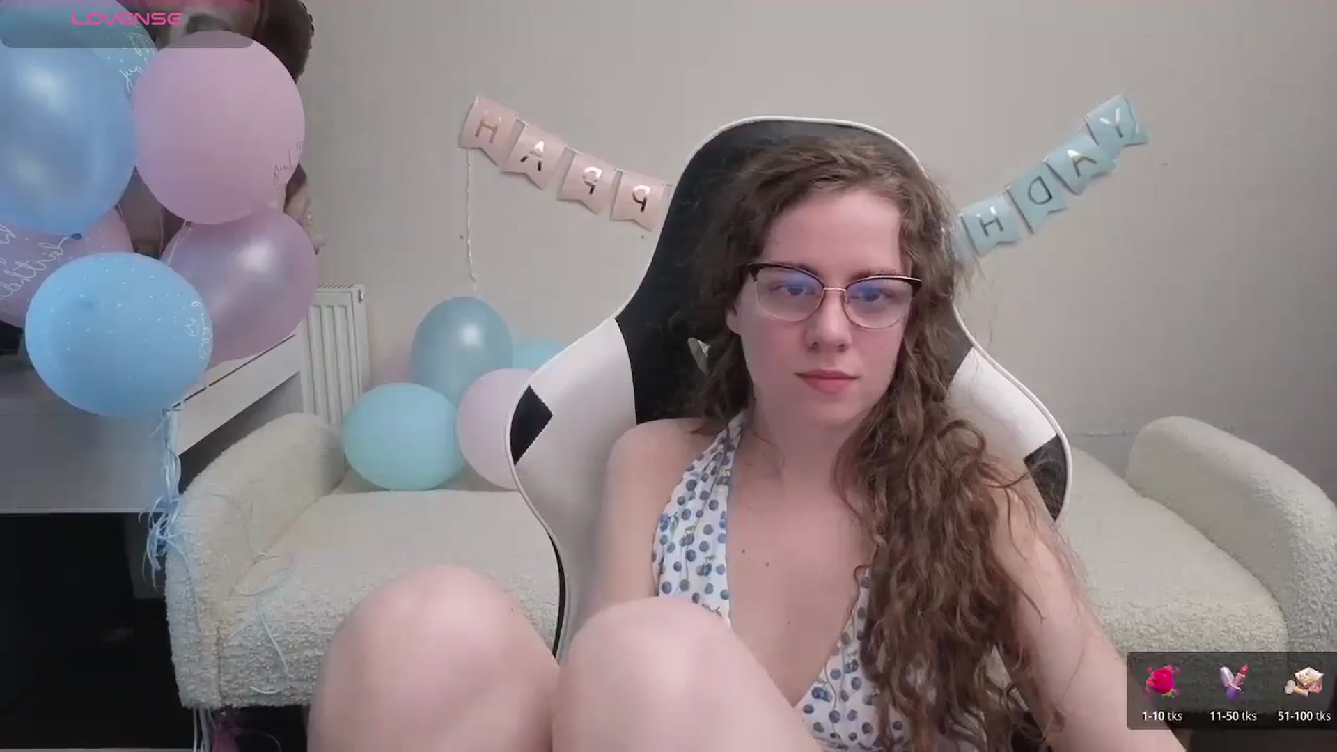 Gallery image thumbnail from BlueFlowerr's myfreecams stream on, 04/28/2026, 17:06 image 6 of 20