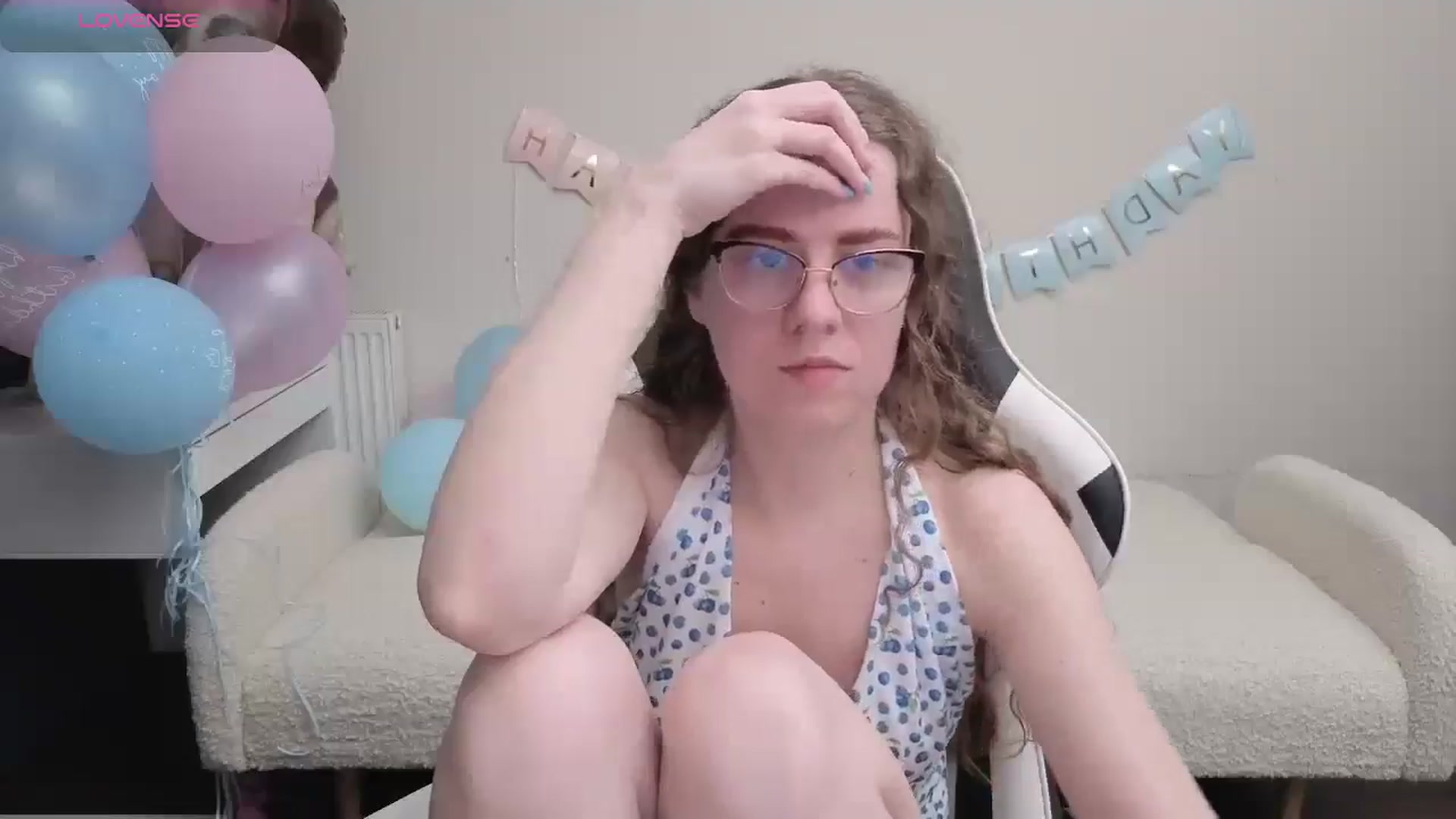 Gallery image thumbnail from BlueFlowerr's myfreecams stream on, 04/28/2026, 18:24 image 9 of 20