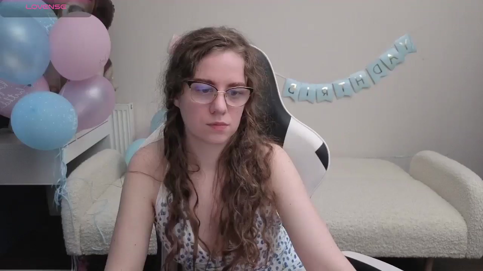 Gallery image thumbnail from BlueFlowerr's myfreecams stream on, 04/28/2026, 18:24 image 1 of 20