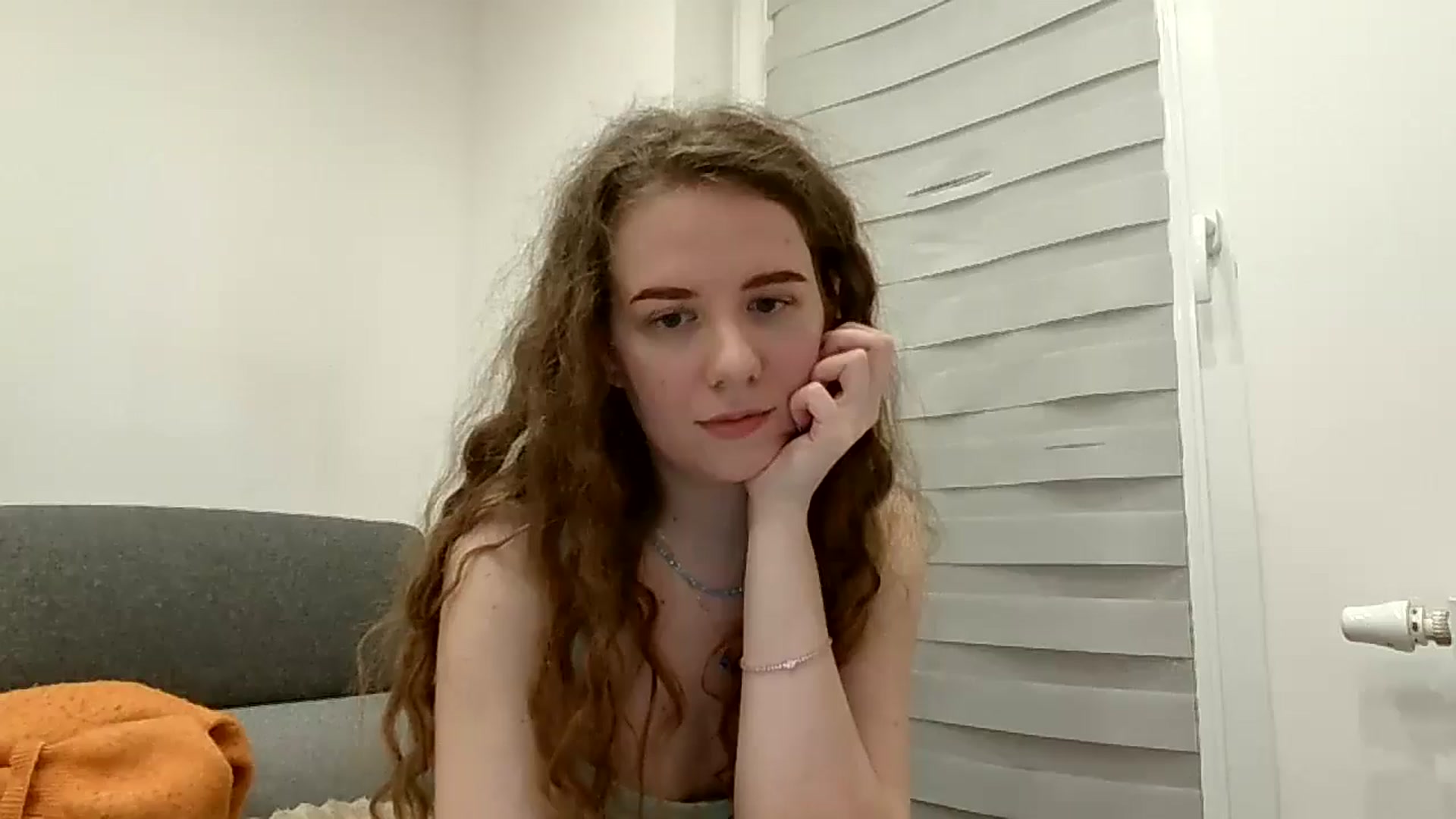 Gallery image thumbnail from BlueFlowerr's myfreecams stream on, 04/29/2026, 22:20 image 3 of 20