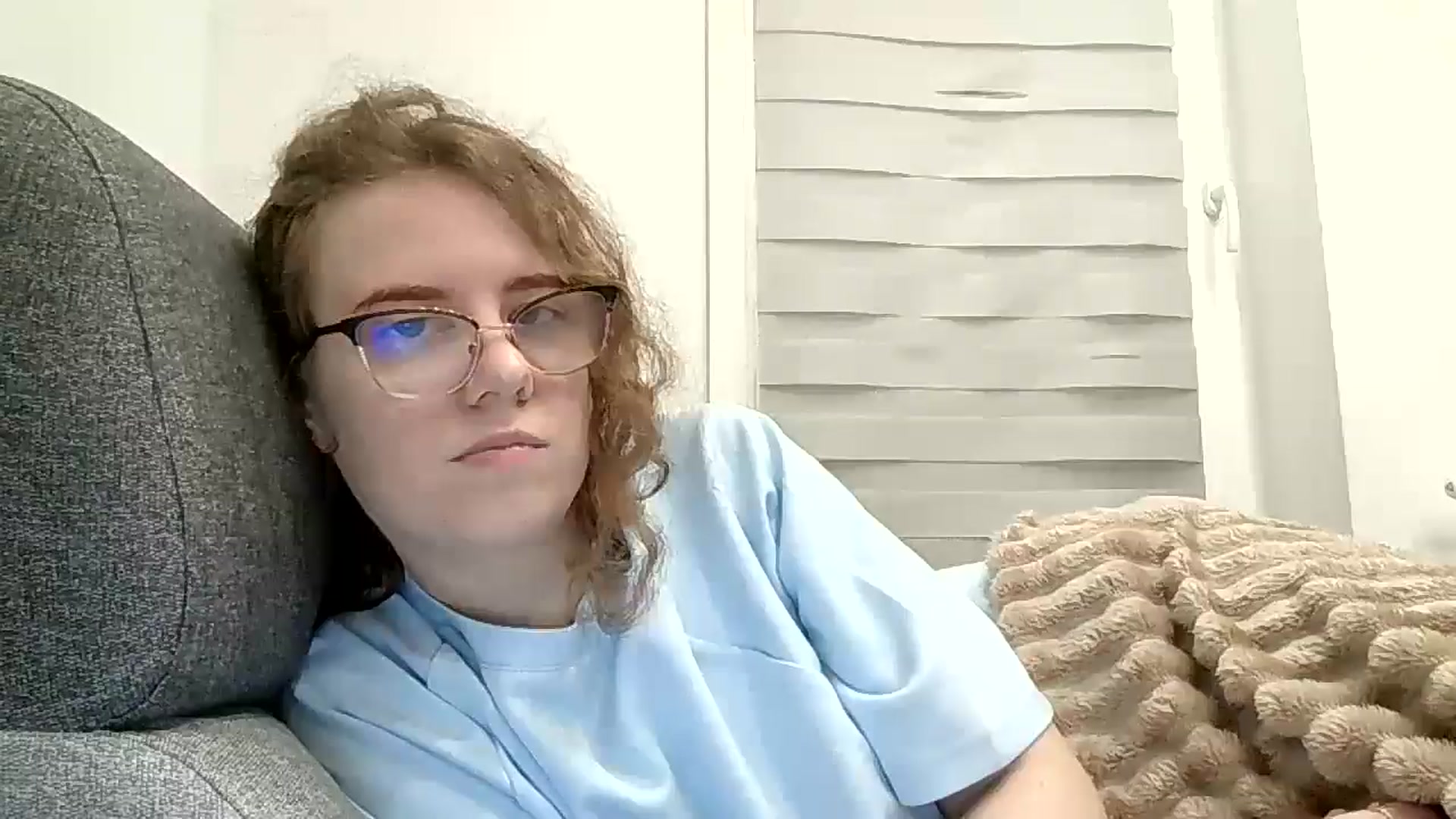 Gallery image thumbnail from BlueFlowerr's myfreecams stream on, 04/30/2026, 01:41 image 10 of 20