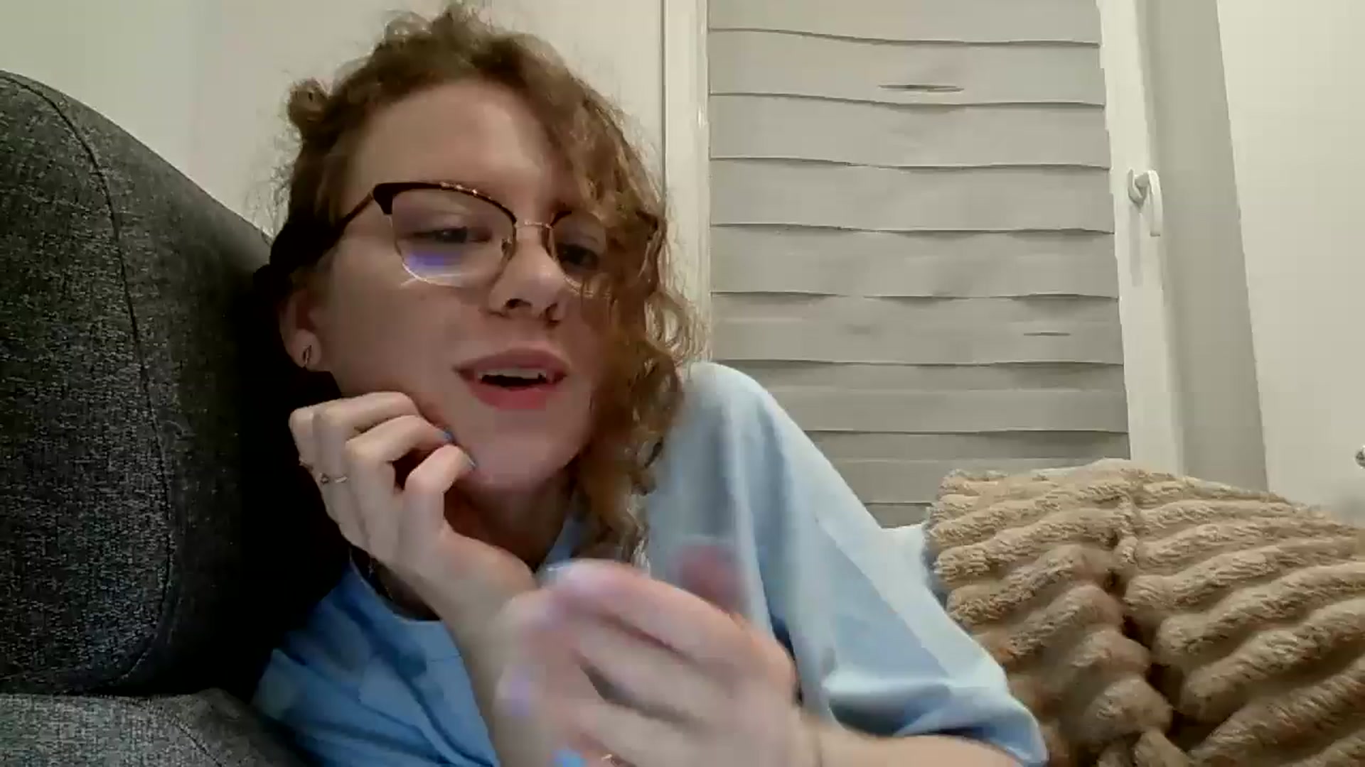 Gallery image thumbnail from BlueFlowerr's myfreecams stream on, 04/30/2026, 01:41 image 11 of 20