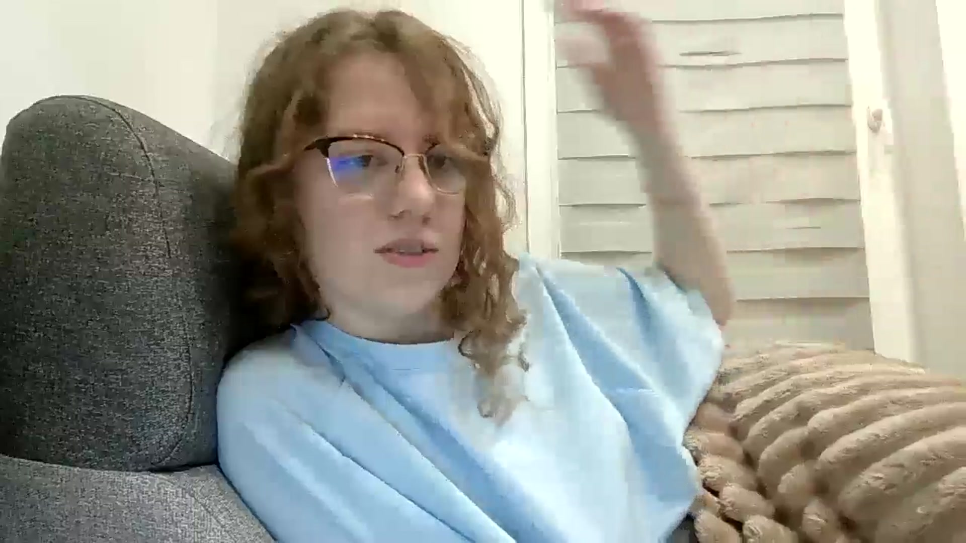 Gallery image thumbnail from BlueFlowerr's myfreecams stream on, 04/30/2026, 01:41 image 8 of 20