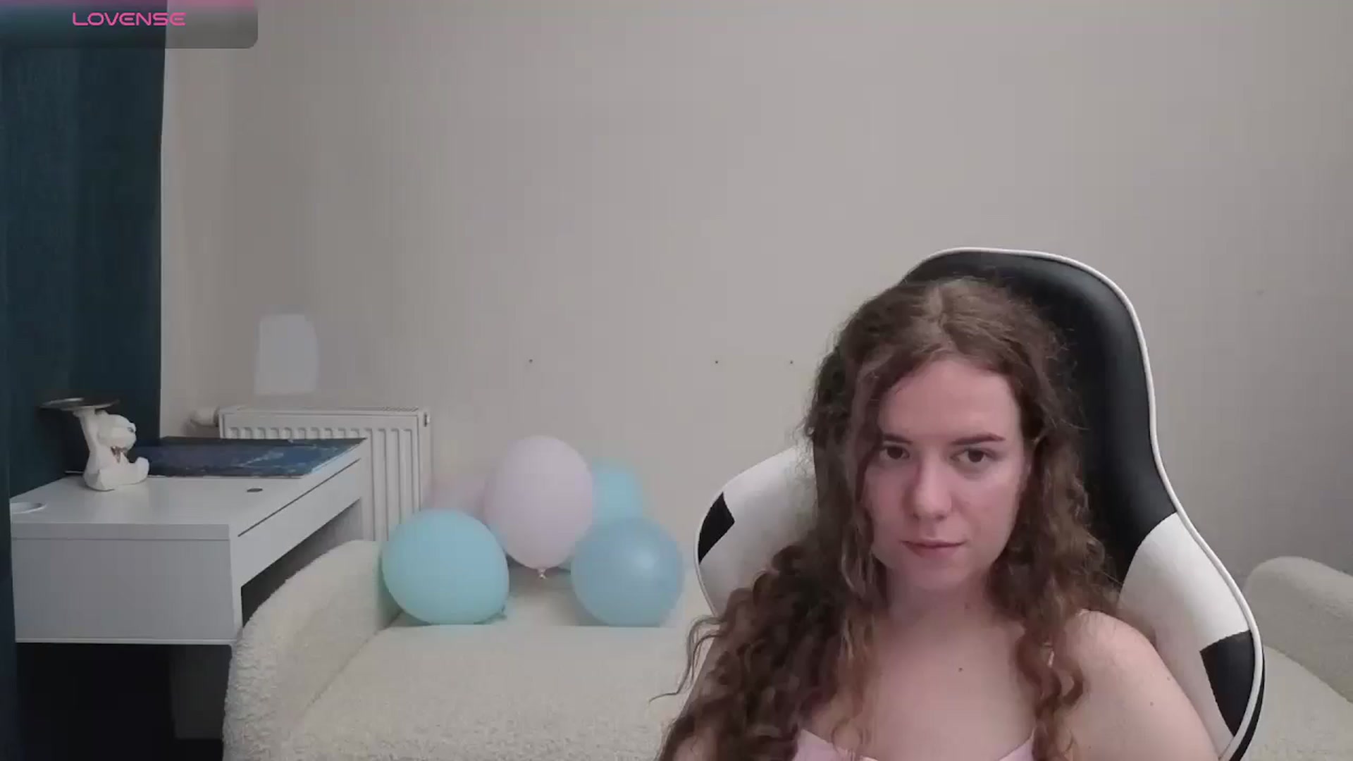Gallery image thumbnail from BlueFlowerr's myfreecams stream on, 05/07/2026, 17:59 image 8 of 20