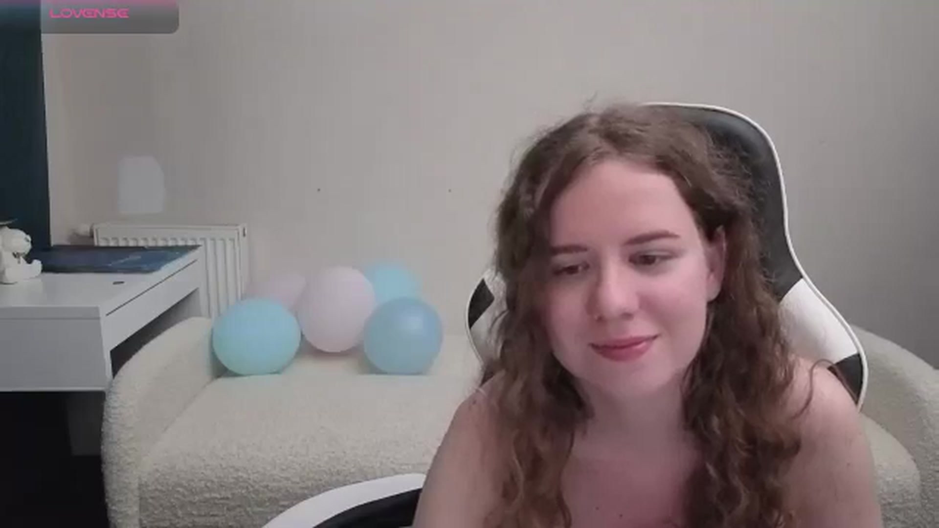 Gallery image thumbnail from BlueFlowerr's myfreecams stream on, 05/07/2026, 23:50 image 19 of 20
