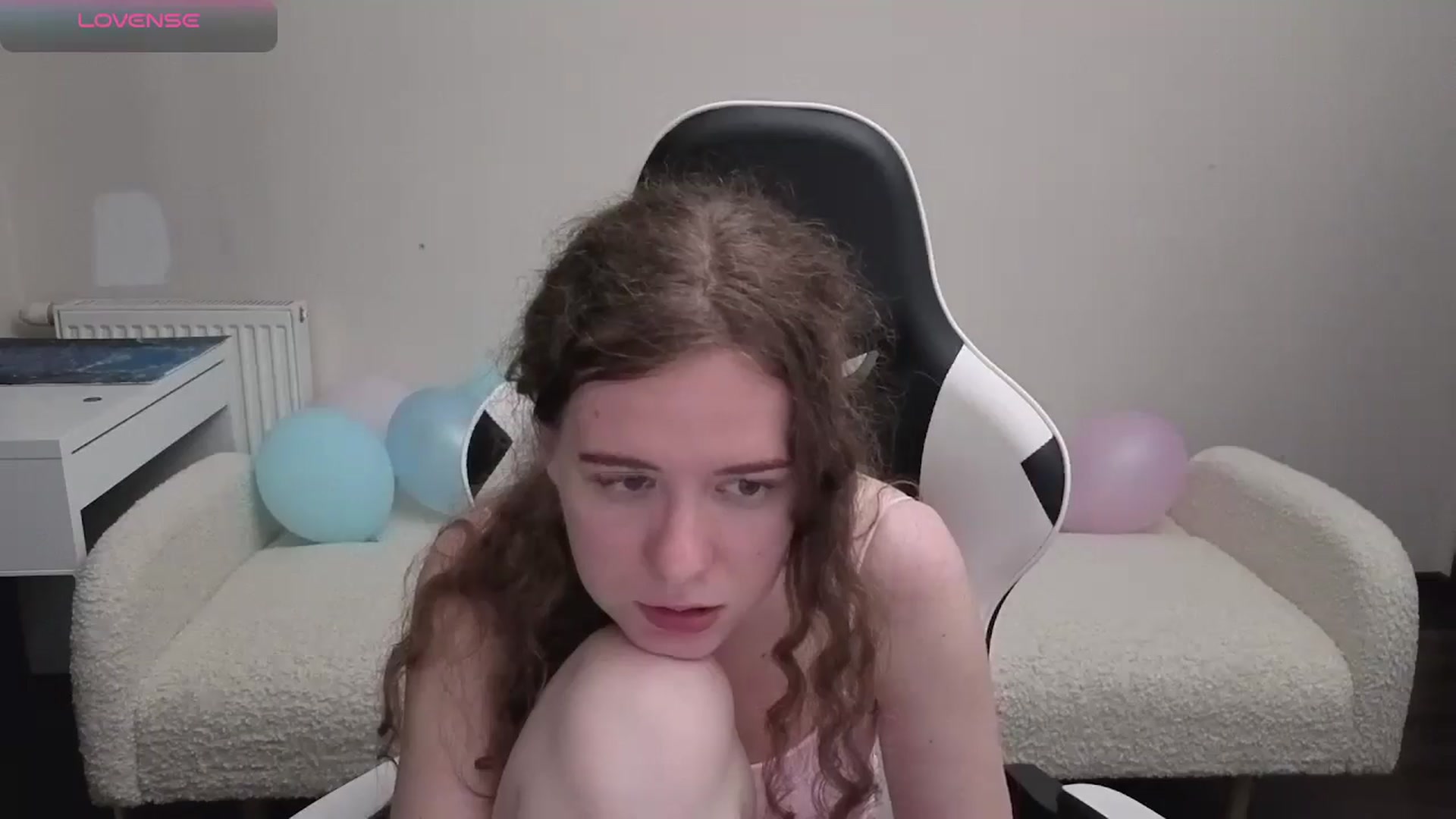 Gallery image thumbnail from BlueFlowerr's myfreecams stream on, 05/08/2026, 01:19 image 4 of 20